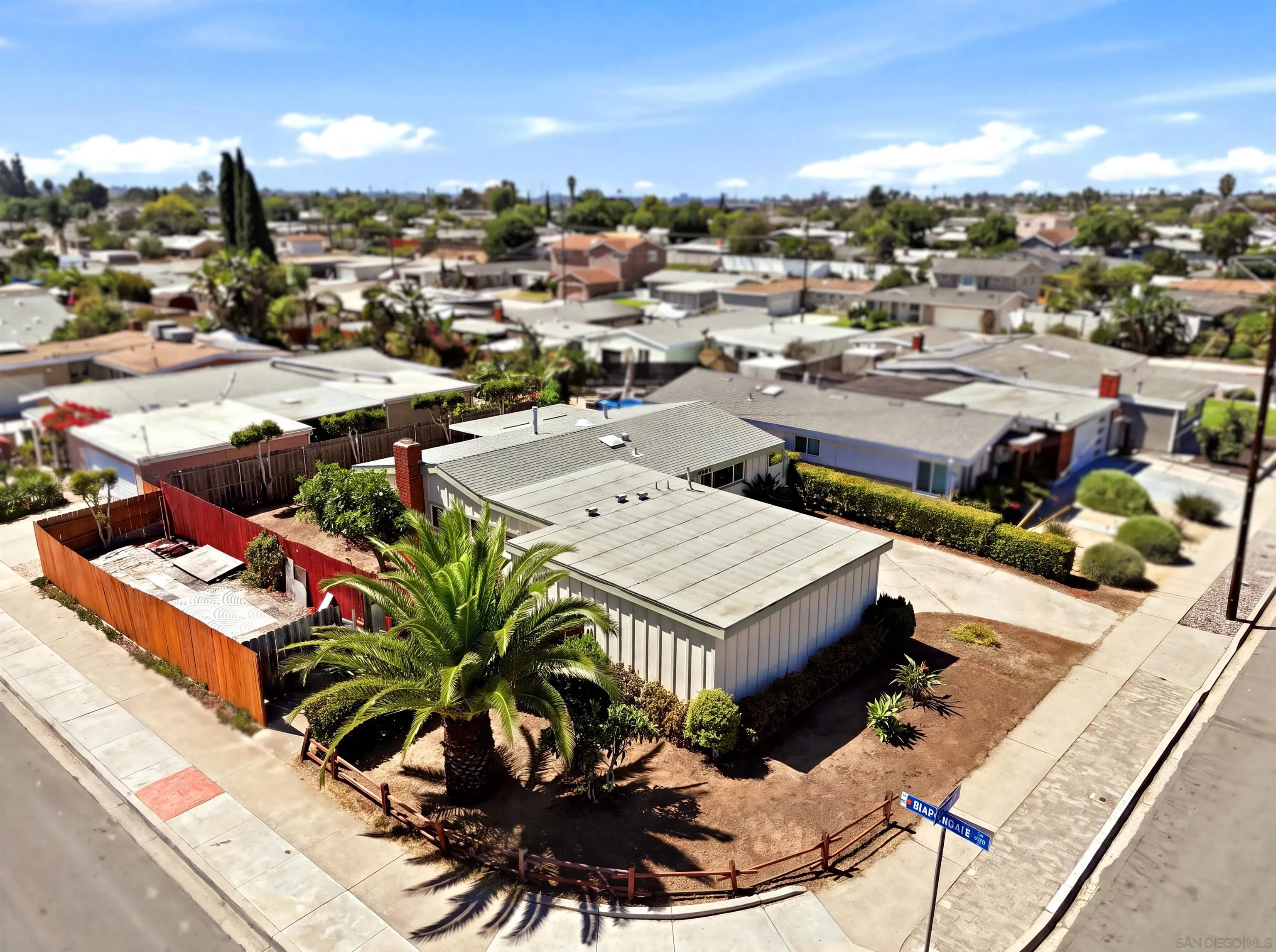 https://cdn.realtyfeed.com/cdn/127/260021658/ea3b2a2ac6891068b0f17a4026f26782.webp