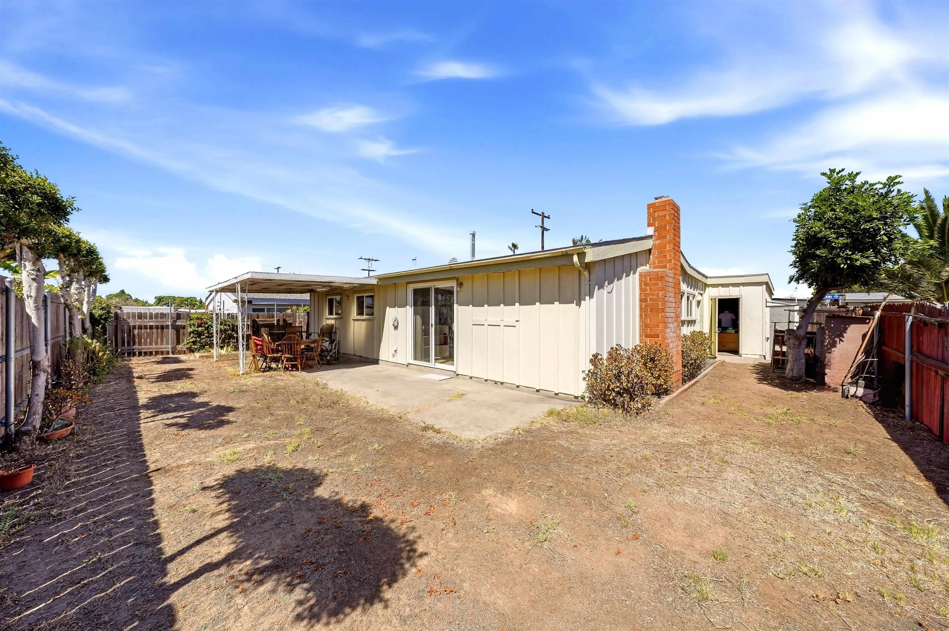 https://cdn.realtyfeed.com/cdn/127/260021658/f329000f7989995f416565a301a35965.webp