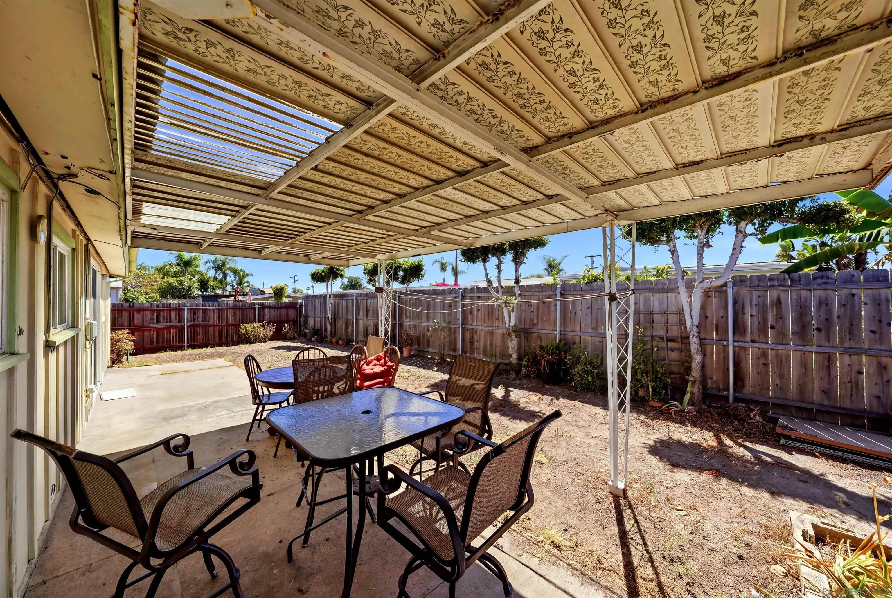 https://cdn.realtyfeed.com/cdn/127/260021658/f88aa45306be5587076ec15ddd85b729.webp