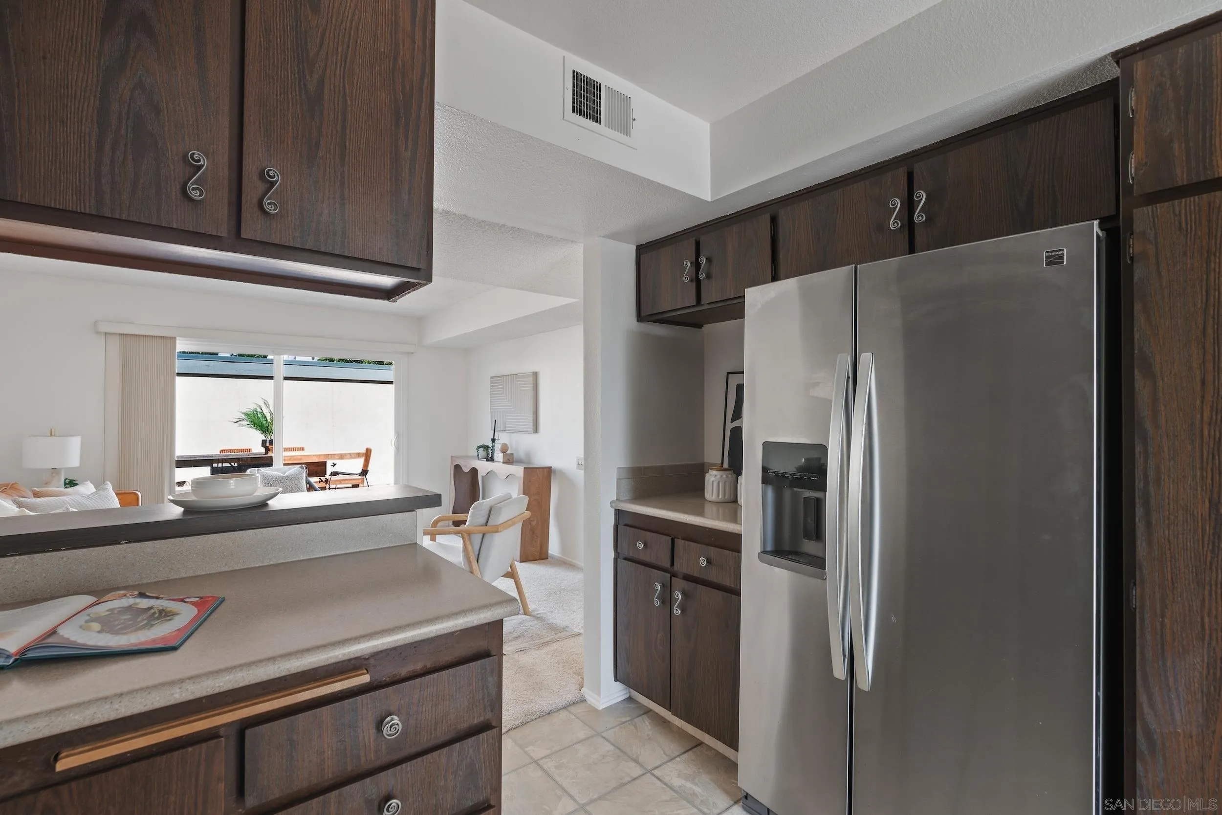 https://cdn.realtyfeed.com/cdn/127/260021660/1a56eee69a3f43cab7f26fb800833f89.webp
