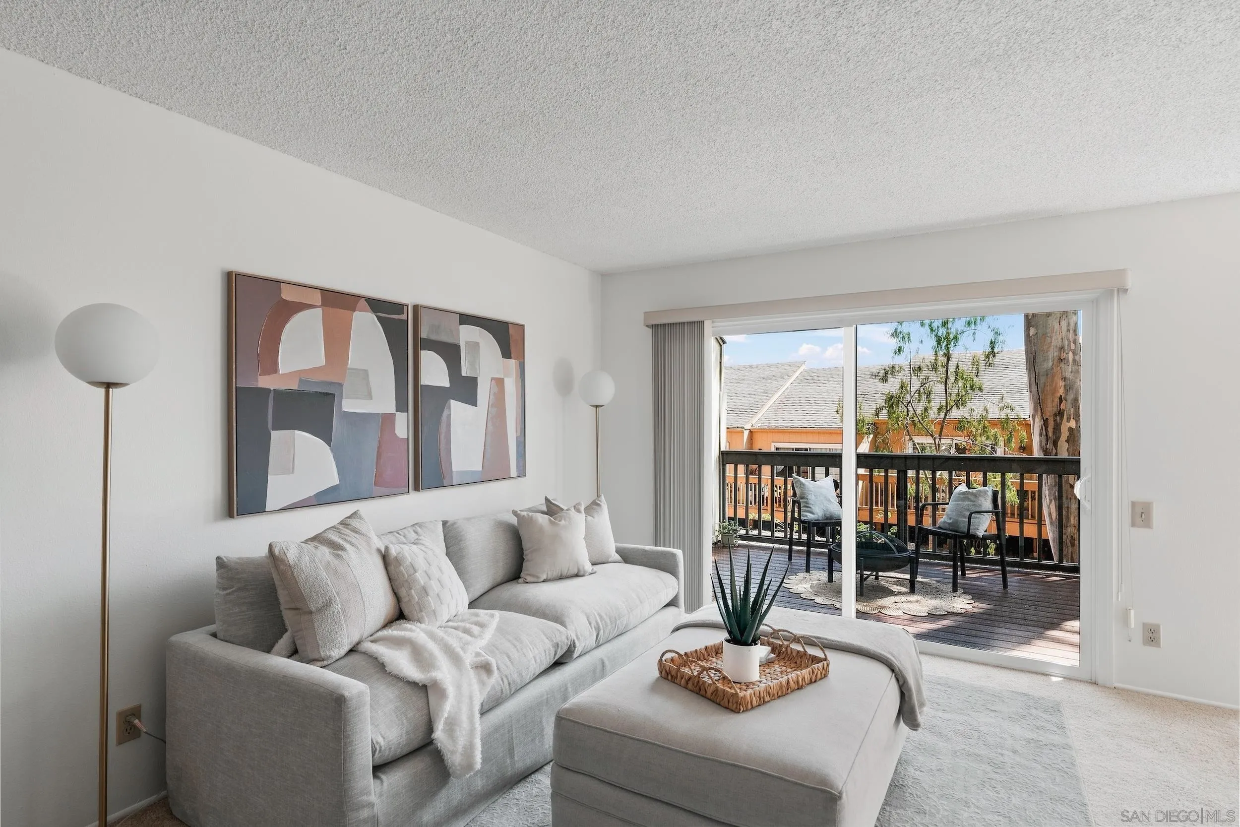 https://cdn.realtyfeed.com/cdn/127/260021660/c08fa988ce34d93c02bbefae6a17a660.webp