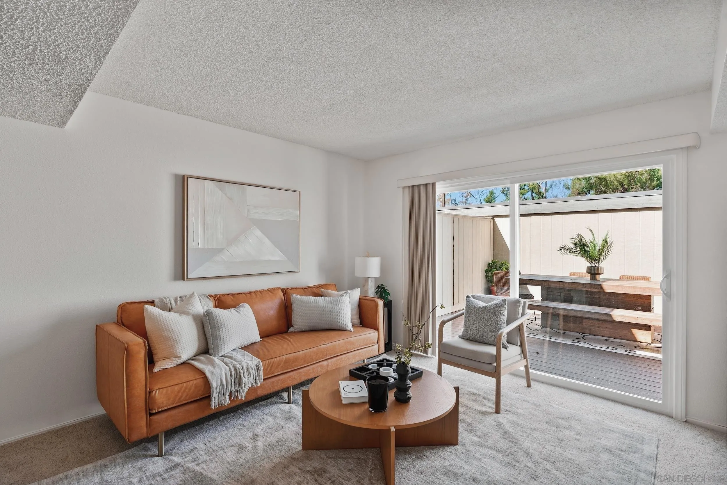 https://cdn.realtyfeed.com/cdn/127/260021660/dedf4a3619937d2b719e3dd7f6bb2cef.webp