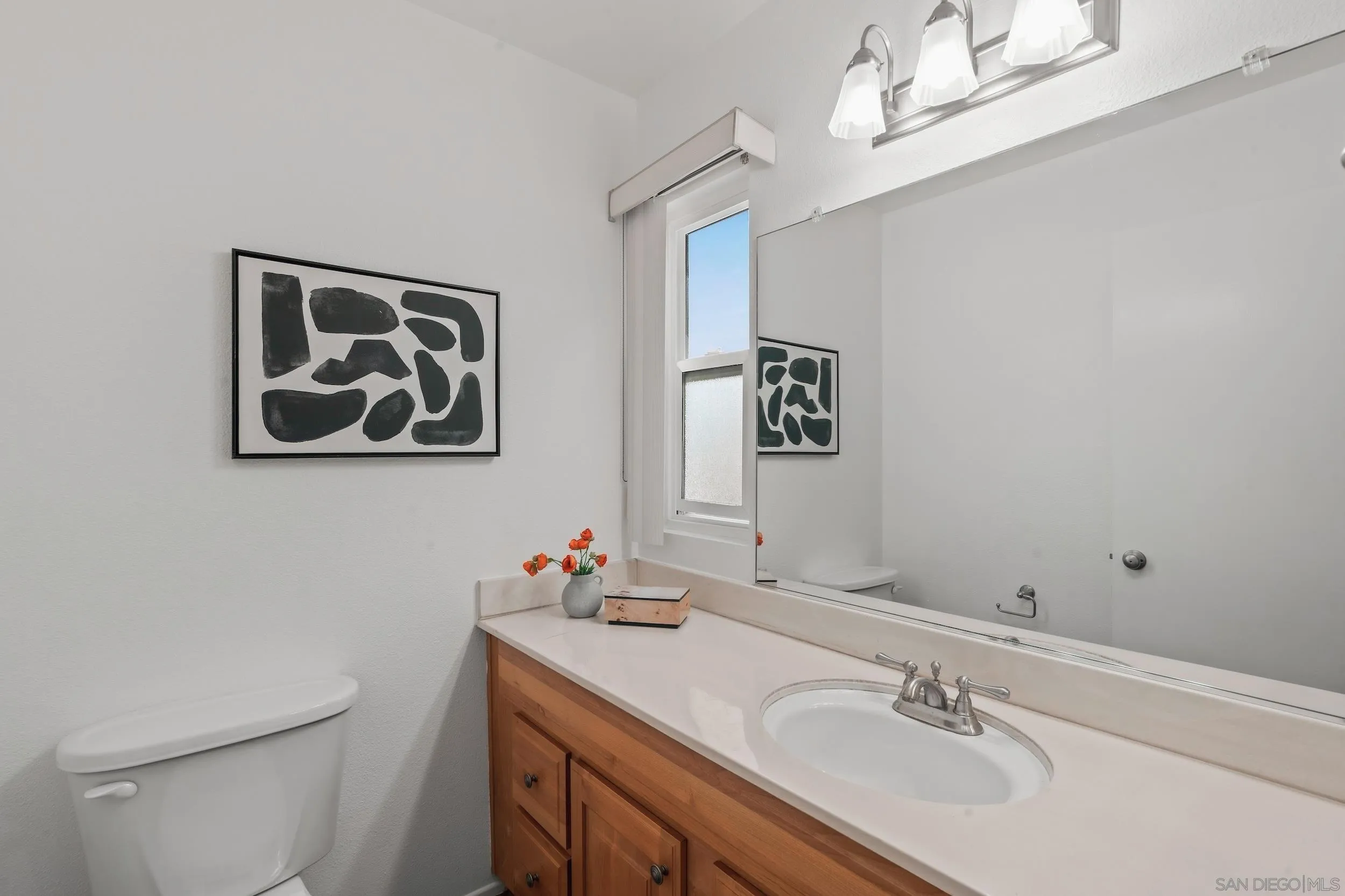 https://cdn.realtyfeed.com/cdn/127/260021660/eba186371ceb2781aeb6e9fe5a6db8d6.webp
