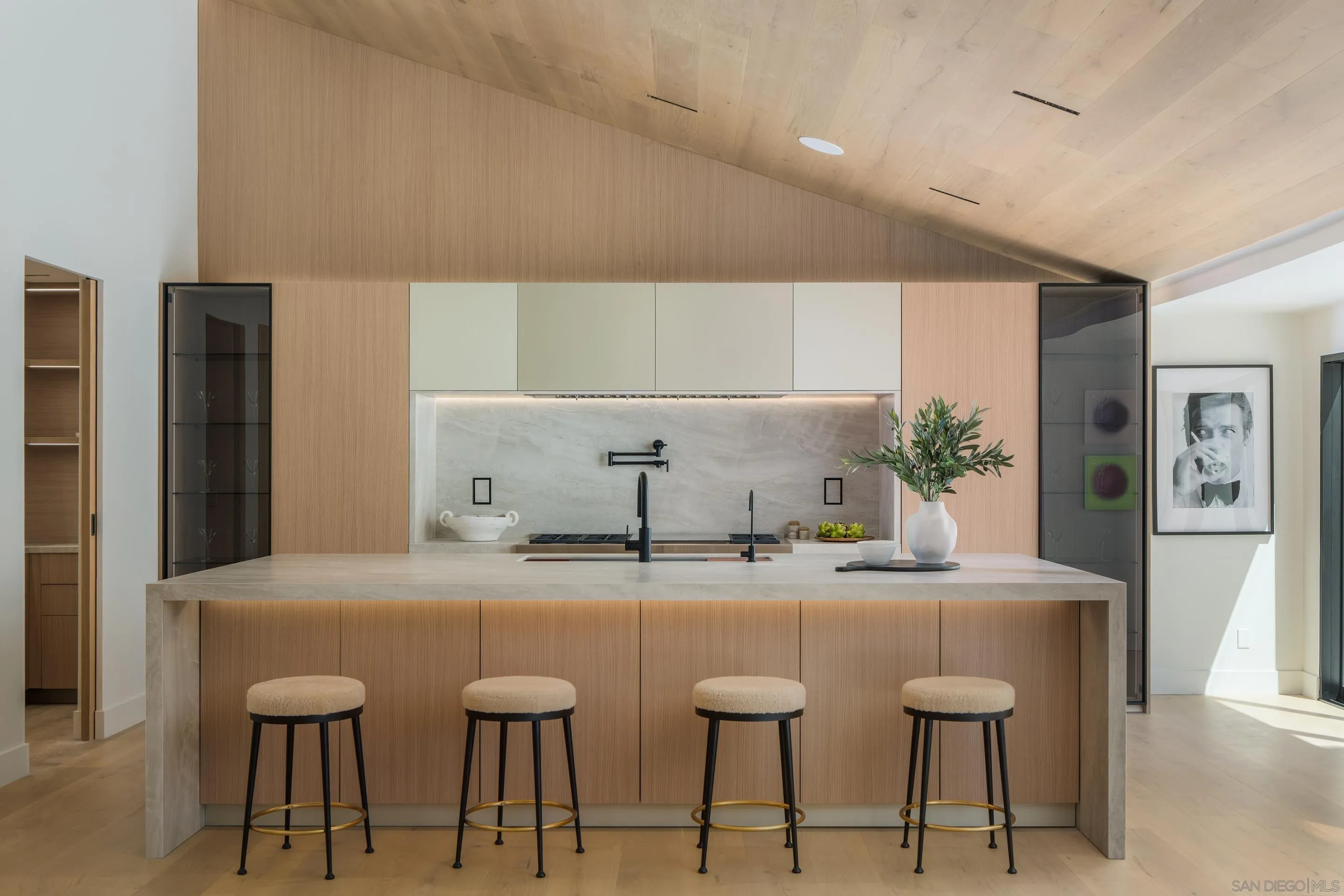 5826 Soledad Mountain Rd, La Jolla, CA 92037 - Photo 5 of 50, La Jolla, CA