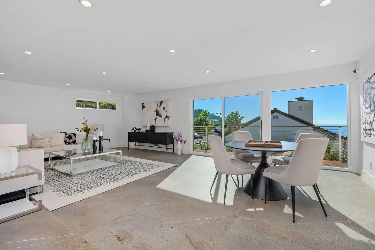 https://cdn.realtyfeed.com/cdn/127/260021662/400af409c1a5bde4d71682d2b71395ce.webp