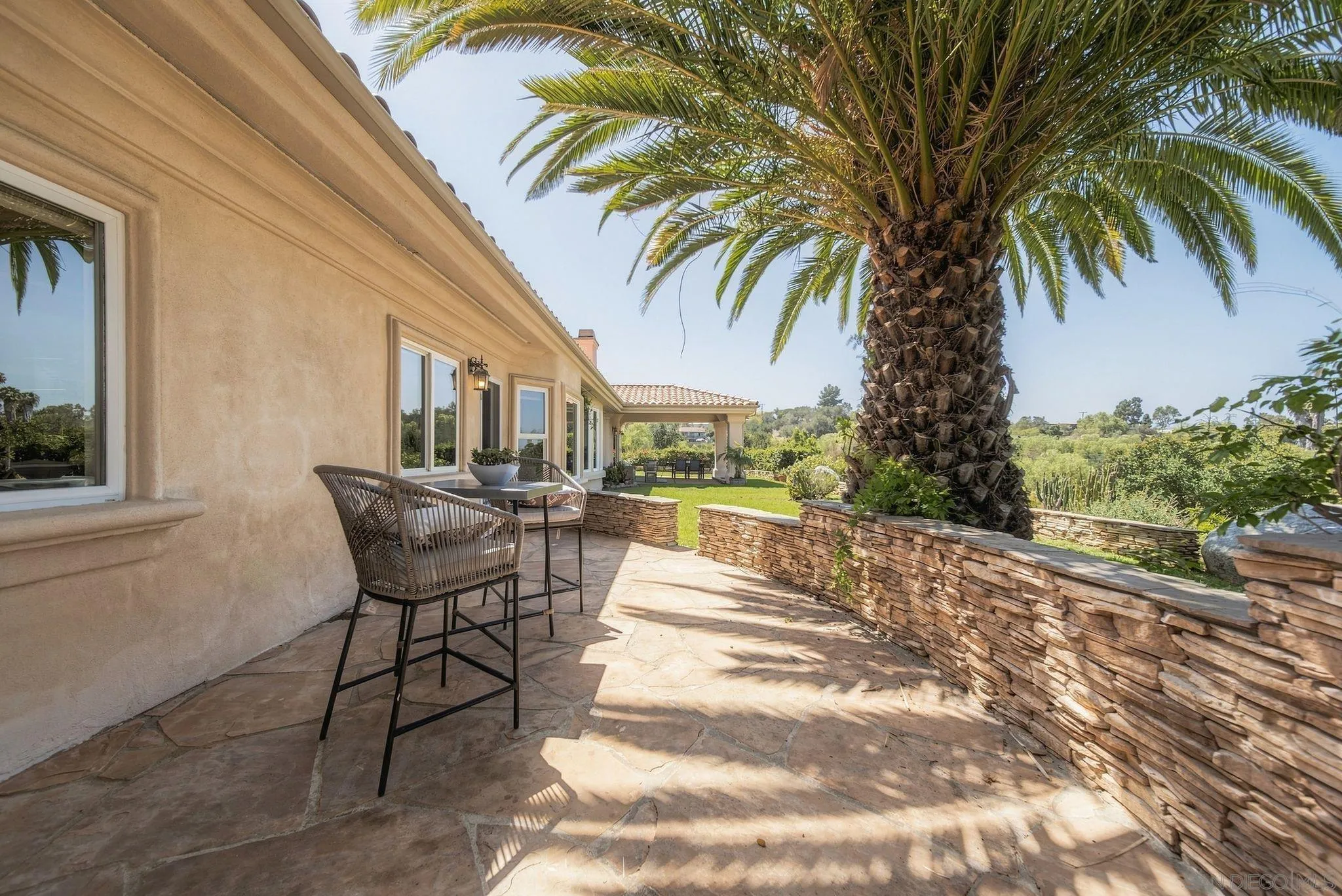 https://cdn.realtyfeed.com/cdn/127/260021664/6e7873d91fced5e6accc810aba8914f8.webp