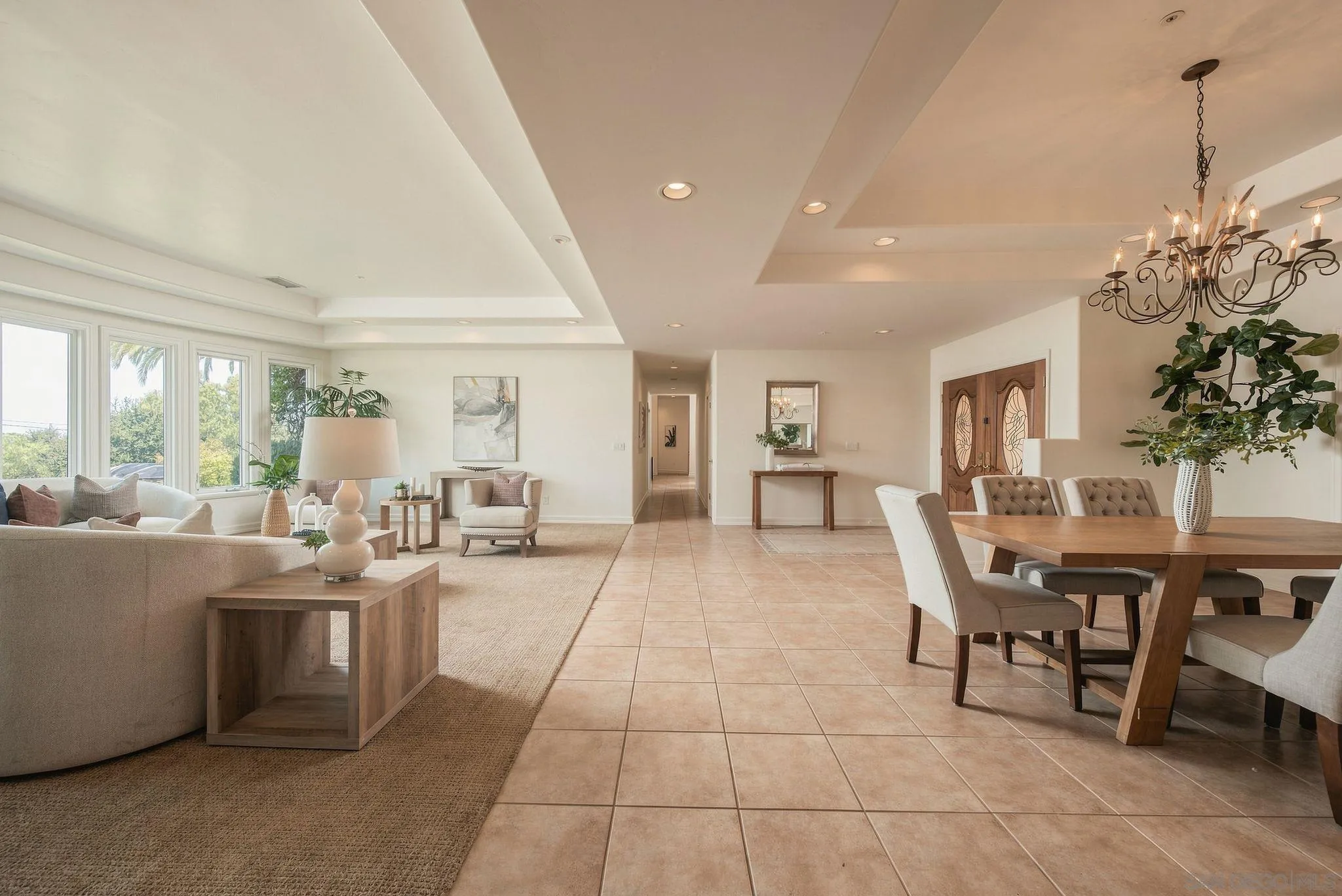 https://cdn.realtyfeed.com/cdn/127/260021664/ffc4e13bed7b137bbc9963a1b5d04600.webp