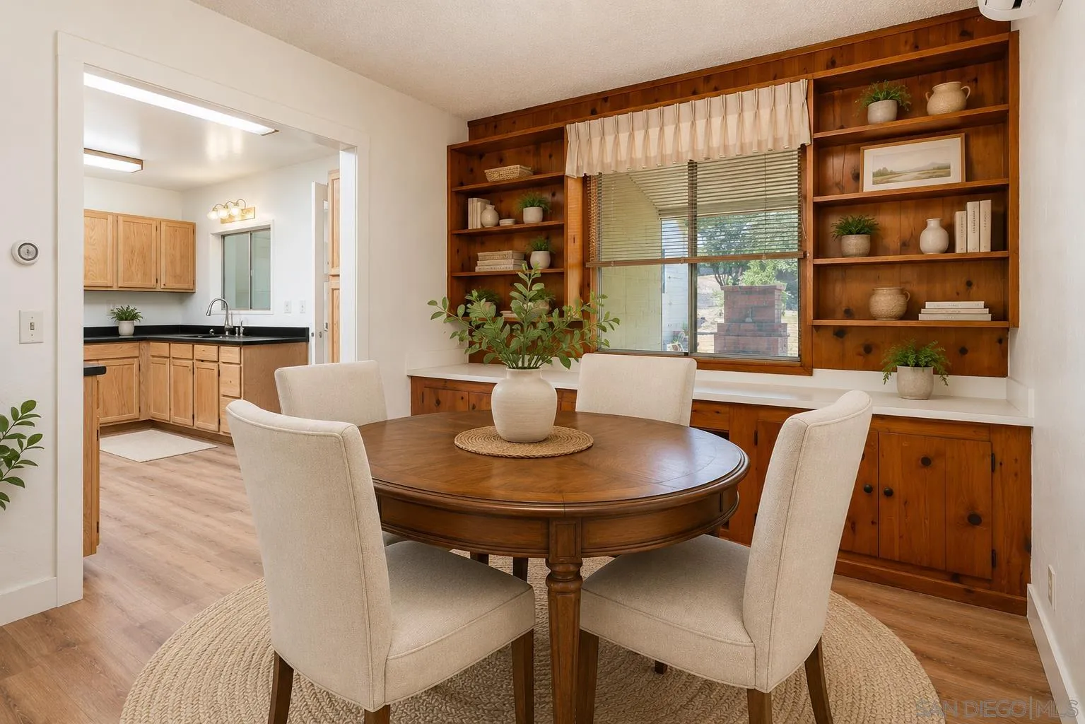 https://cdn.realtyfeed.com/cdn/127/260021665/16e34938b63dc83b350c63ab88470770.webp