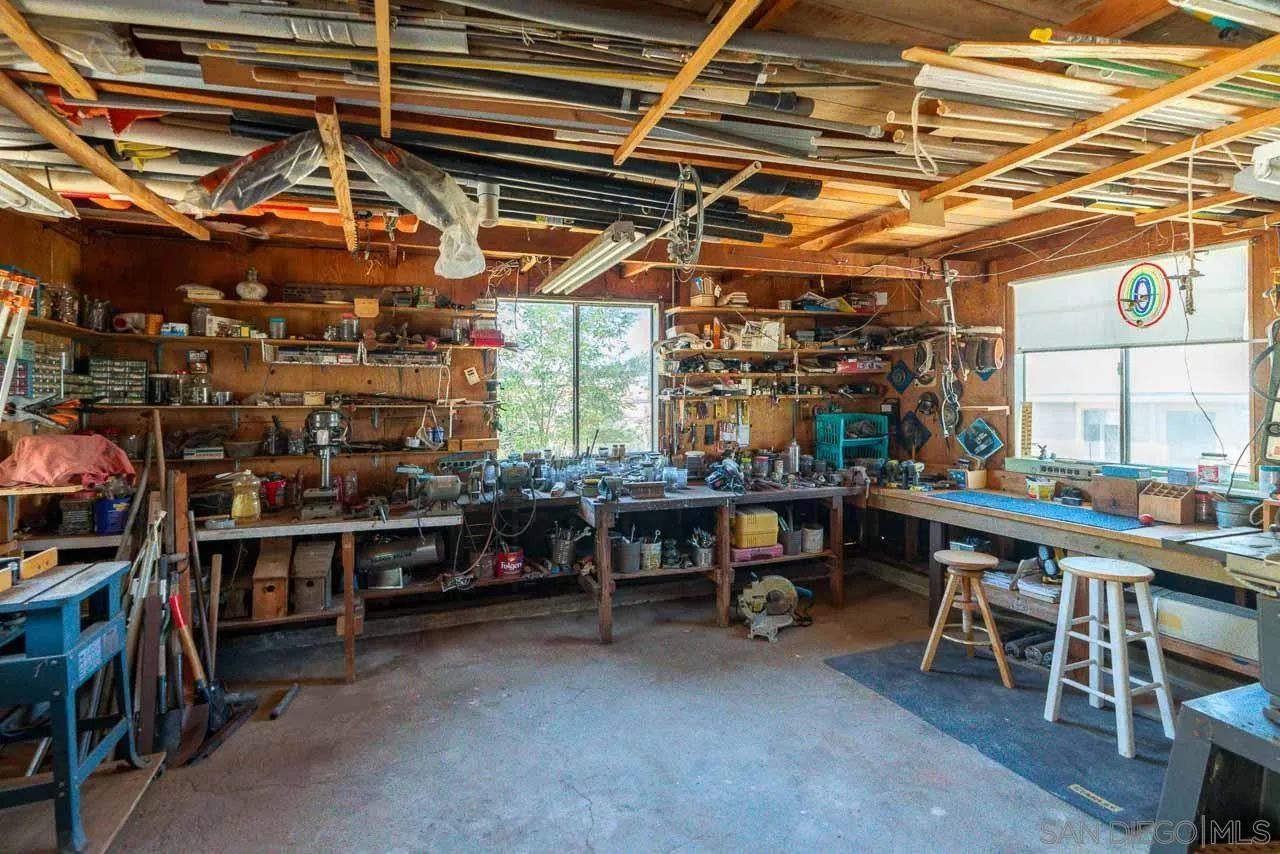 https://cdn.realtyfeed.com/cdn/127/260021665/18e0bb9a15dc5249dc7de60c91dce8ae.webp