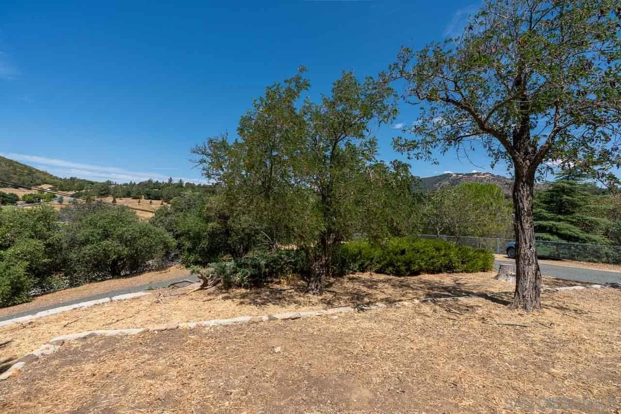https://cdn.realtyfeed.com/cdn/127/260021665/26387e46fabc53a518fb5d9829215a9a.webp