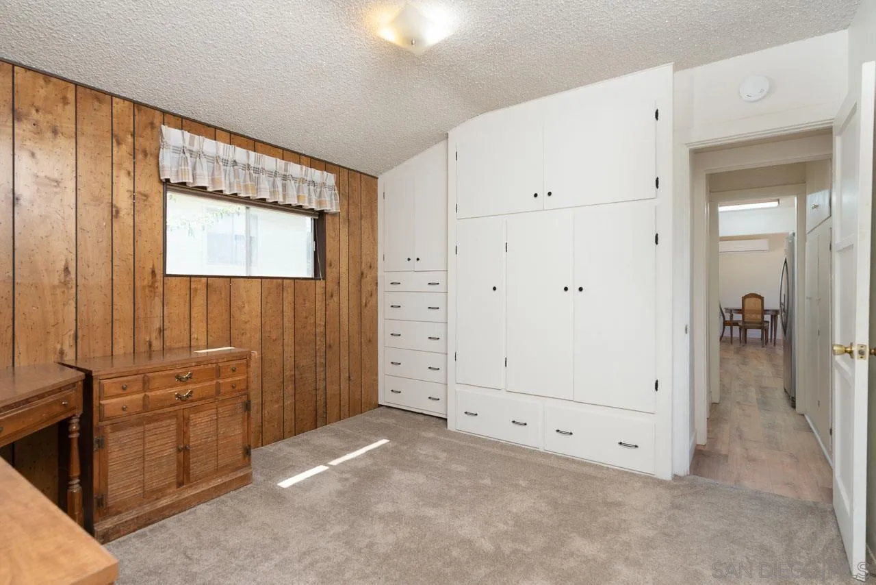 https://cdn.realtyfeed.com/cdn/127/260021665/6c2df508206b018d53dafcff5d7b7788.webp