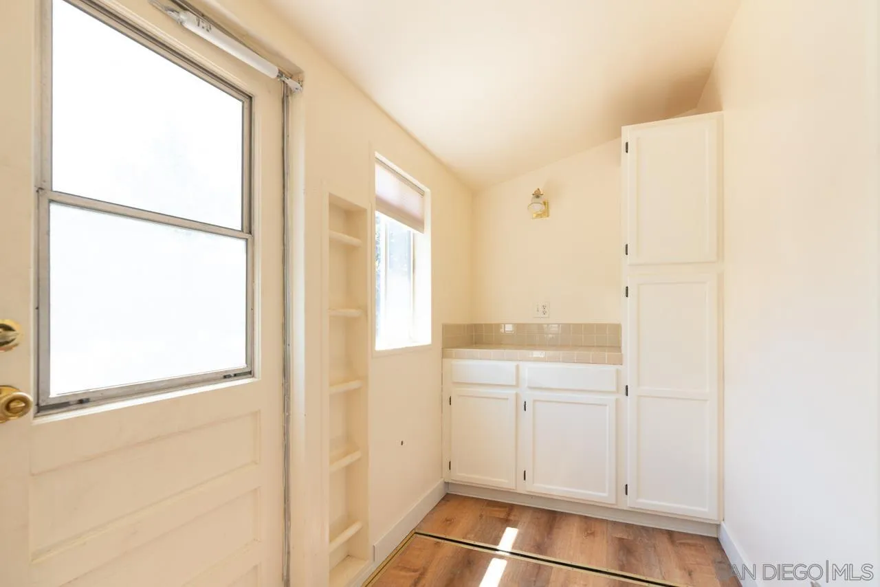 https://cdn.realtyfeed.com/cdn/127/260021665/aa681e1274c1d5cf3db3116b43b68753.webp