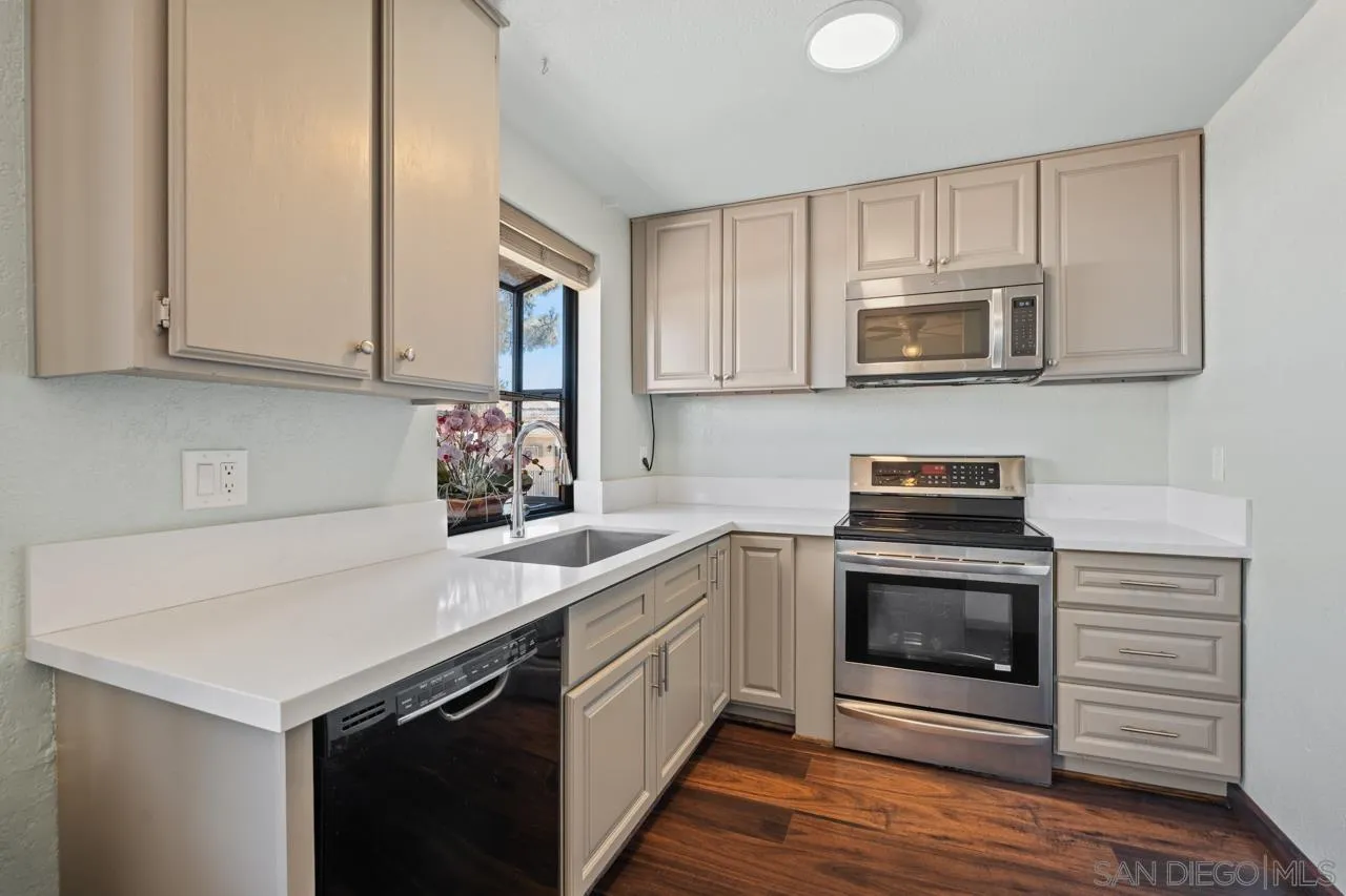 https://cdn.realtyfeed.com/cdn/127/260021667/24a52e535b6d688dece6394f038a6832.webp