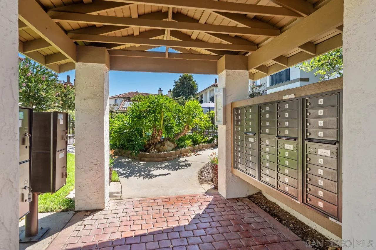 https://cdn.realtyfeed.com/cdn/127/260021667/55fde240801a7de1eaa0a86a4f1b1bd6.webp