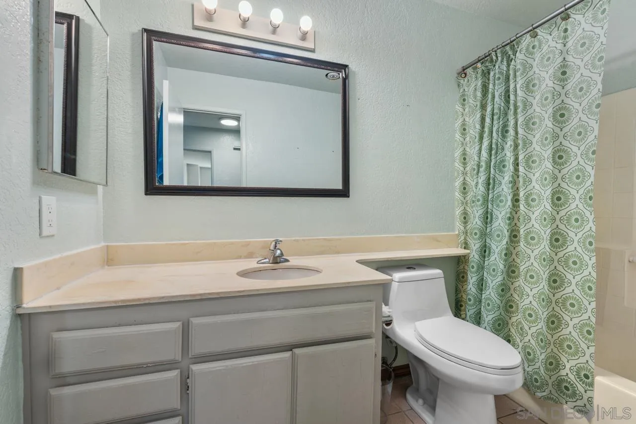 https://cdn.realtyfeed.com/cdn/127/260021667/5bb466d4c02c0ea3b17fadfadc646dd1.webp