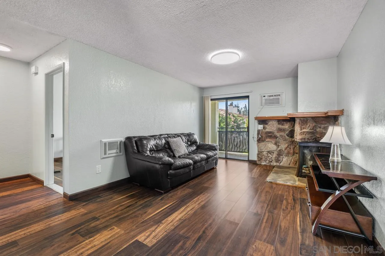 https://cdn.realtyfeed.com/cdn/127/260021667/b41cd7c3811b9a41fae0c72bf93a2b9b.webp