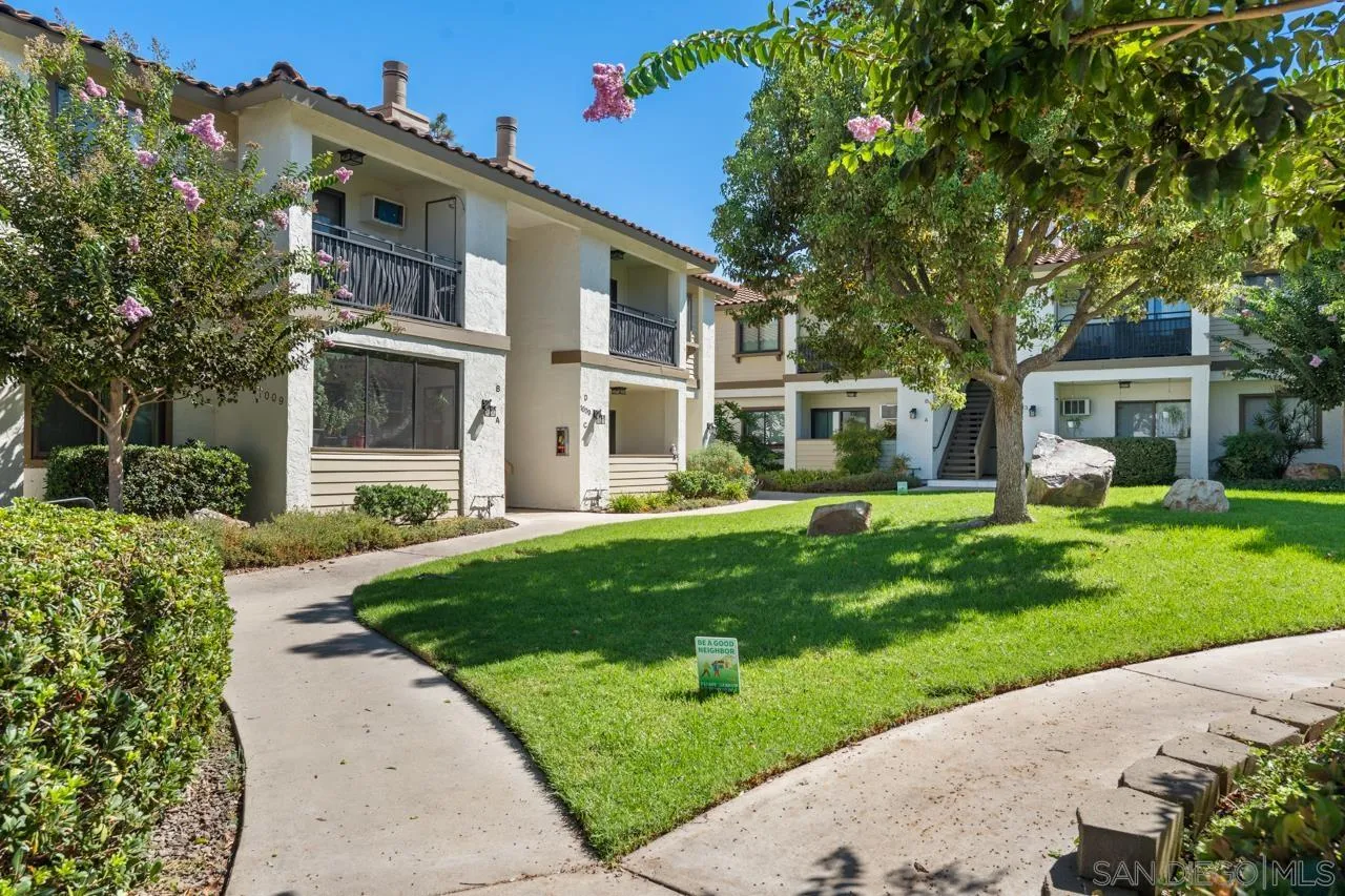 1009 S Sunshine Unit D, El Cajon, CA 92020 - Main photo, El Cajon, CA