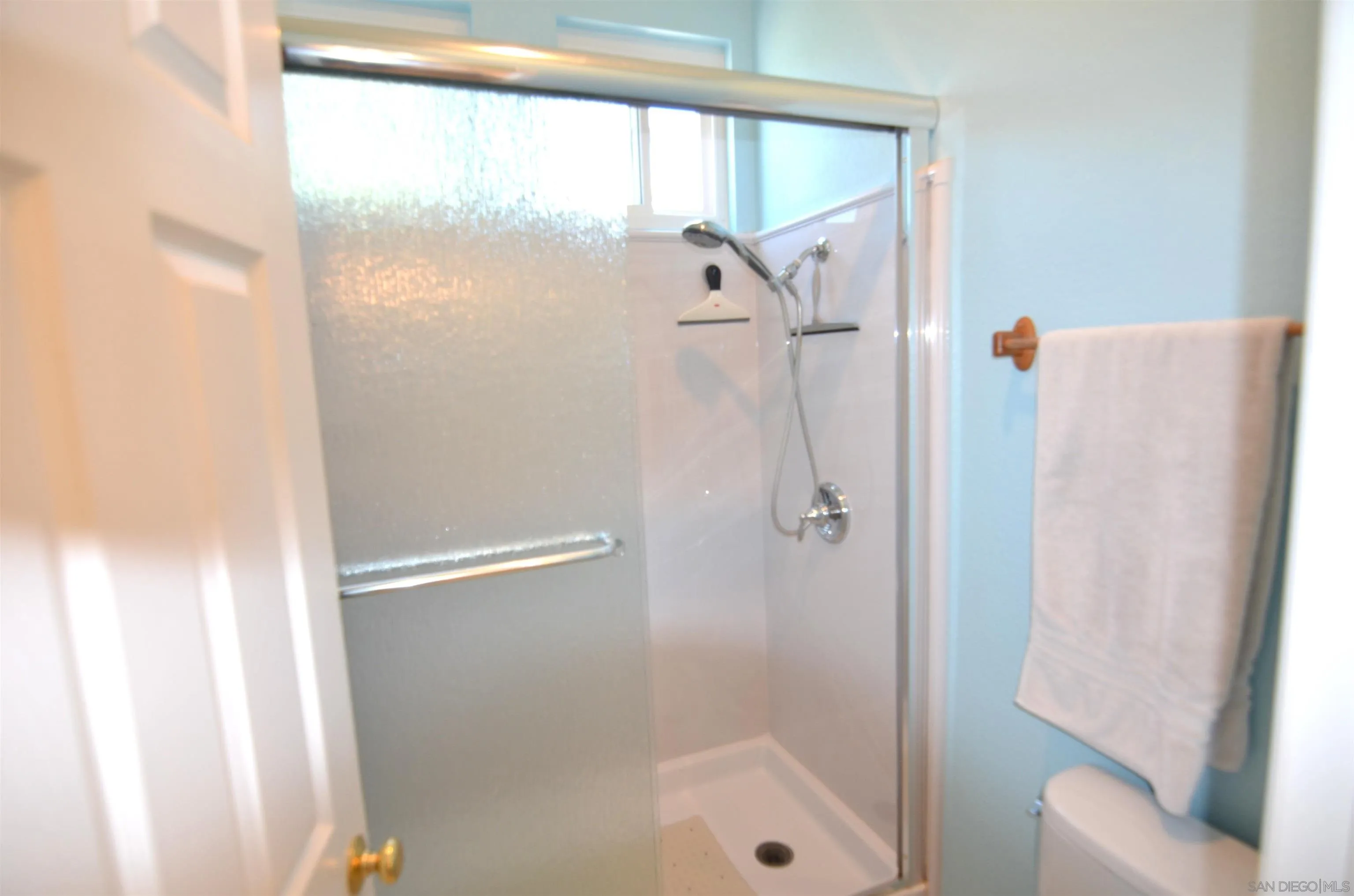 https://cdn.realtyfeed.com/cdn/127/260021669/15083c0c580679ad6fa25697c3d0a427.webp