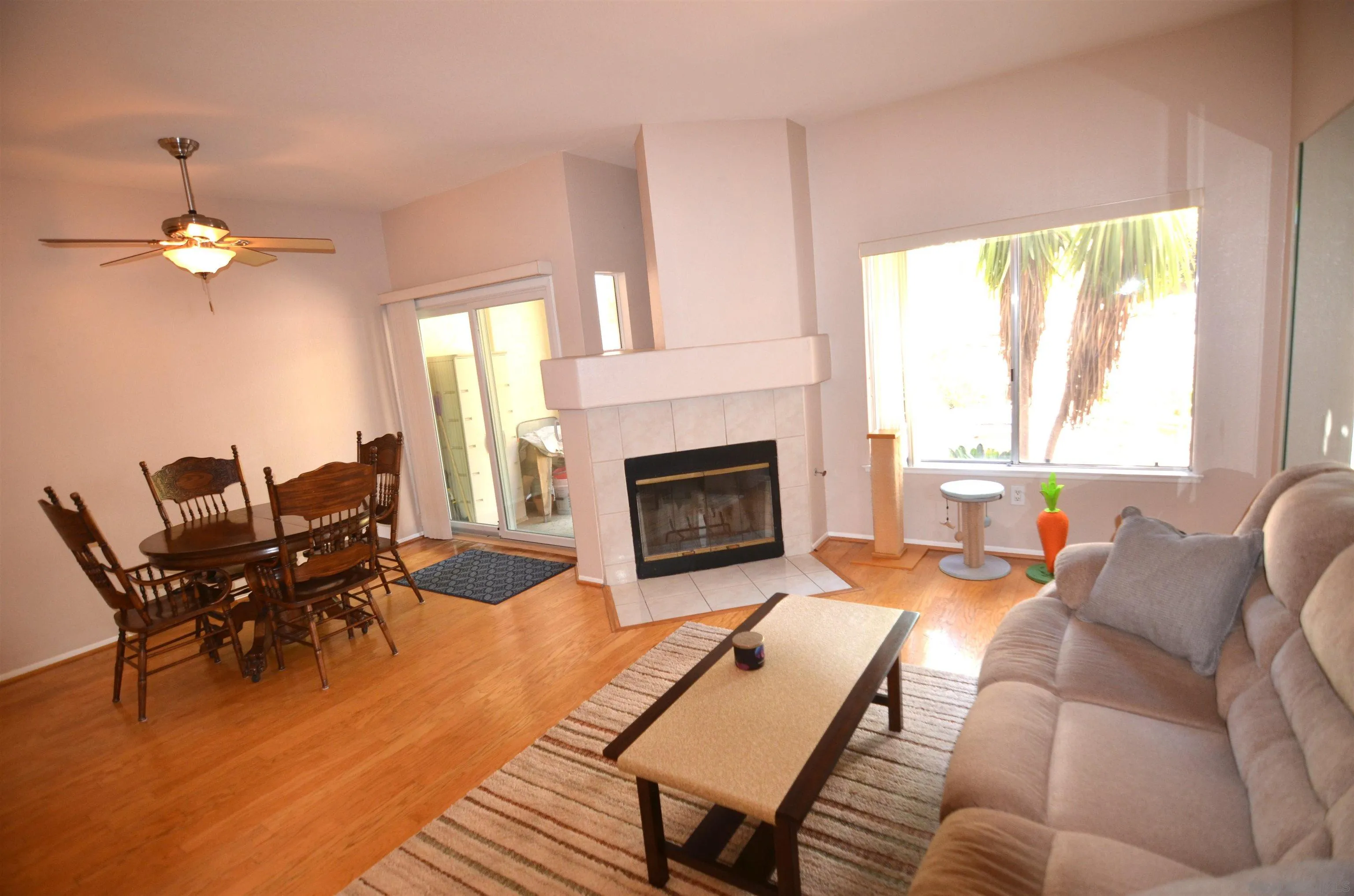 https://cdn.realtyfeed.com/cdn/127/260021669/4452d9f21840893042ec756b2e9300bc.webp