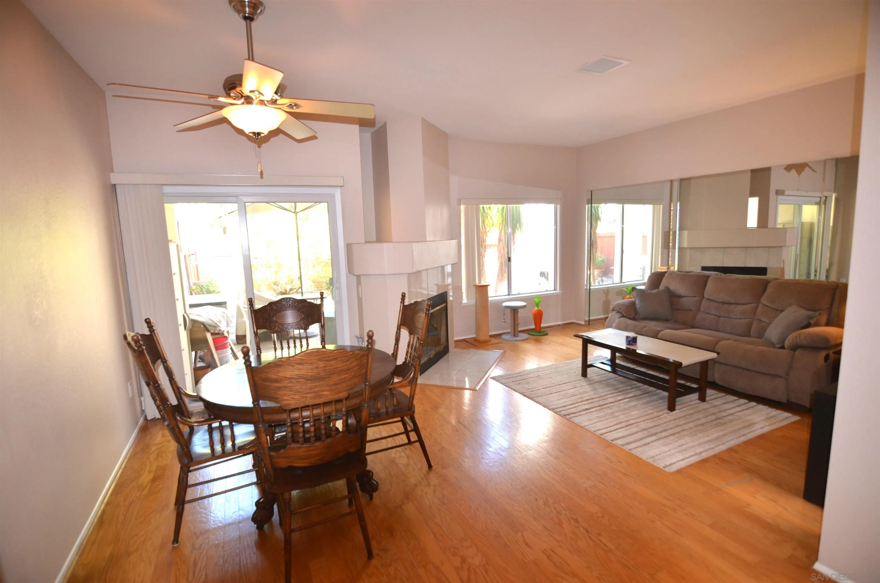 https://cdn.realtyfeed.com/cdn/127/260021669/5d9526ecbafa45debd85b49fab97e0ed.webp