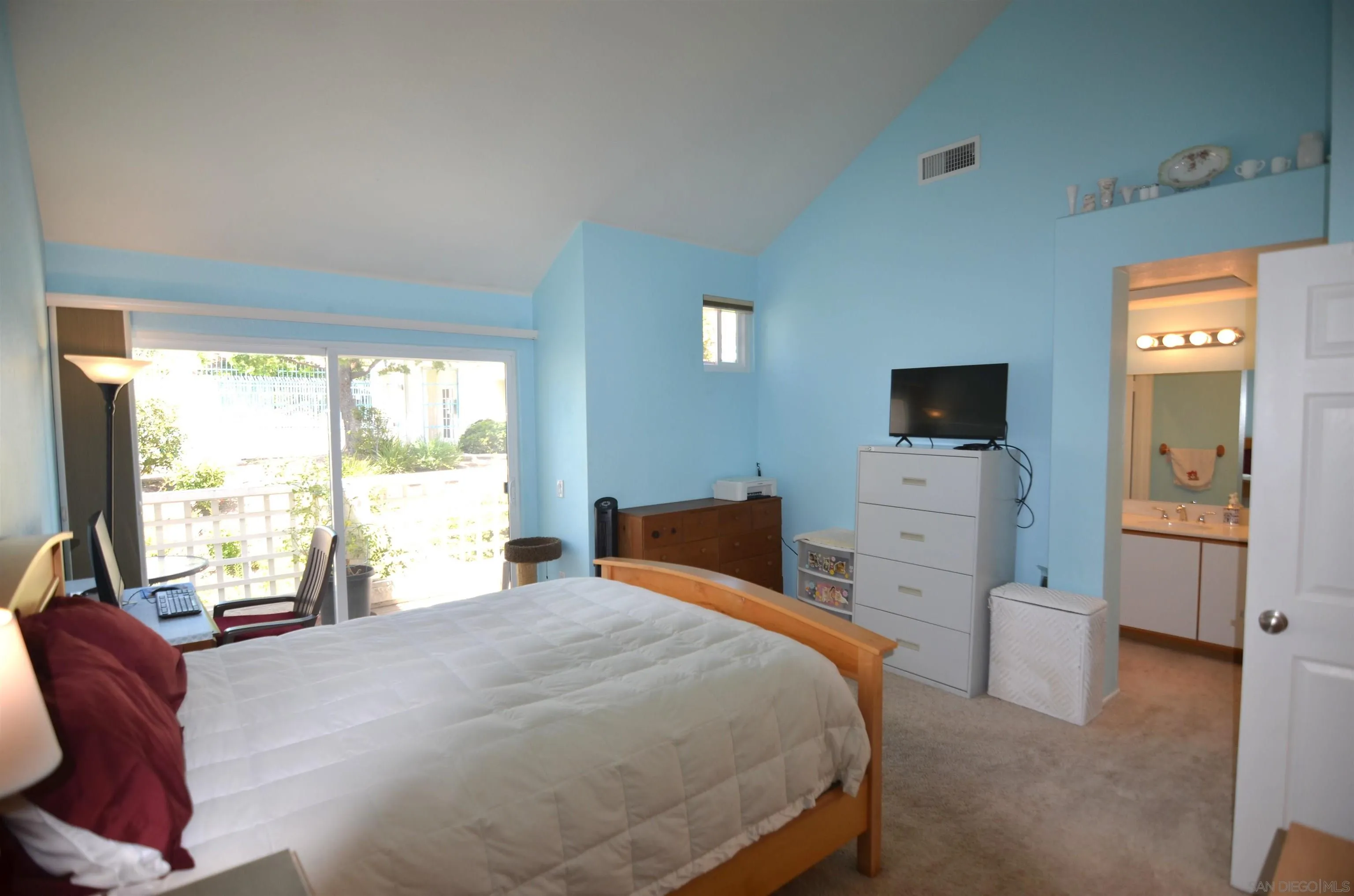https://cdn.realtyfeed.com/cdn/127/260021669/968c97e408c671e224e6e1d9a326a1fb.webp