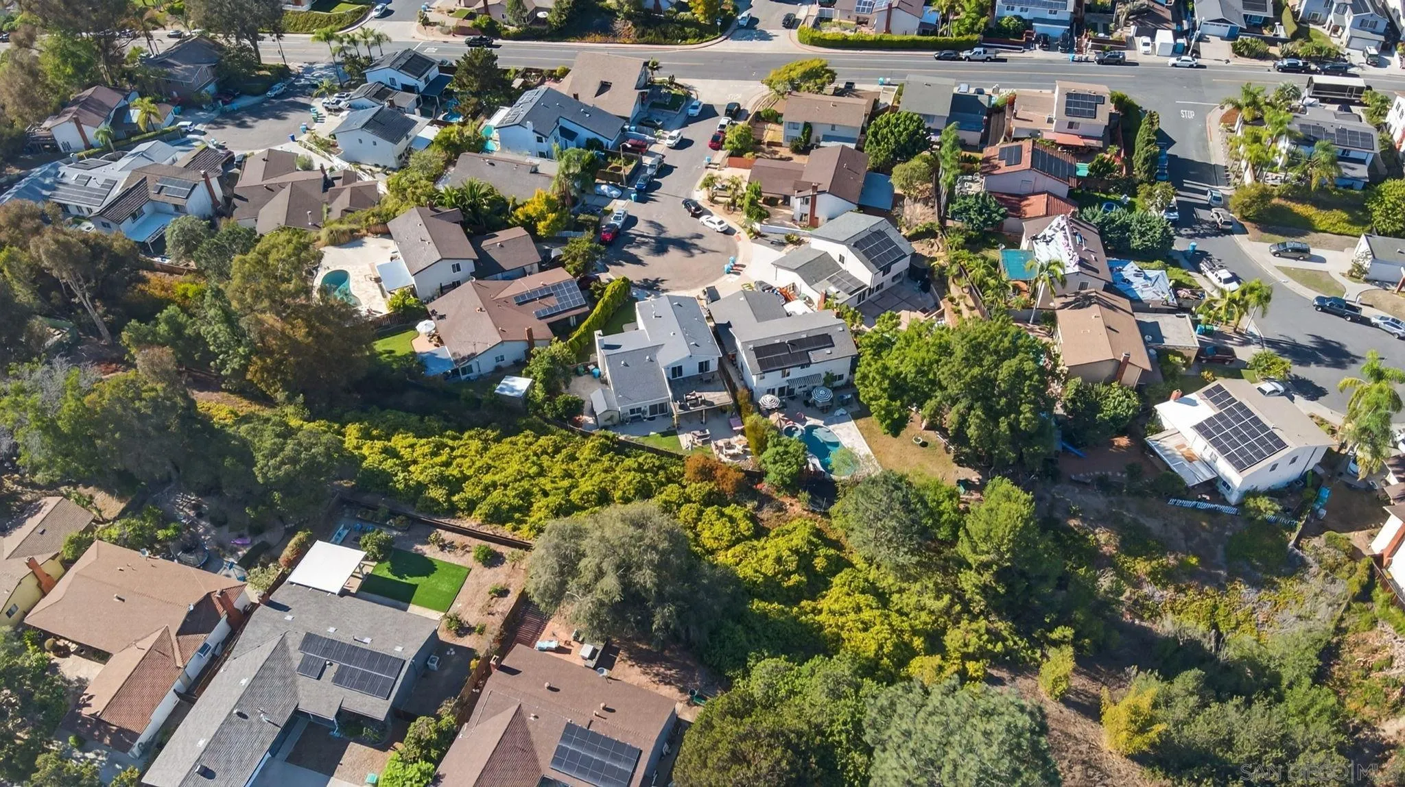https://cdn.realtyfeed.com/cdn/127/260021670/98b0c0c5c992b6debe019be1f75528db.webp