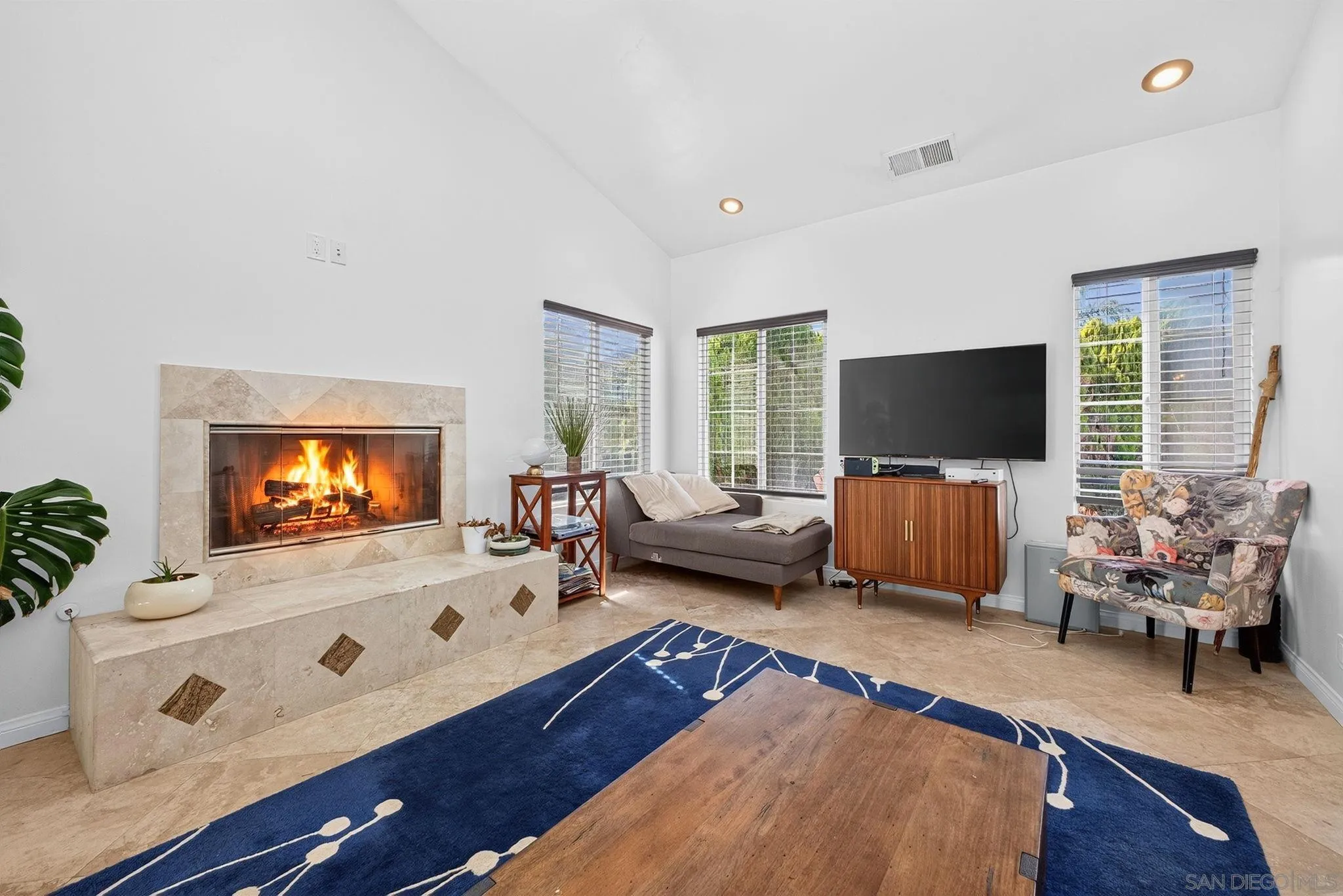 https://cdn.realtyfeed.com/cdn/127/260021670/f8850f863fbcc0278812ec0e86f11e86.webp