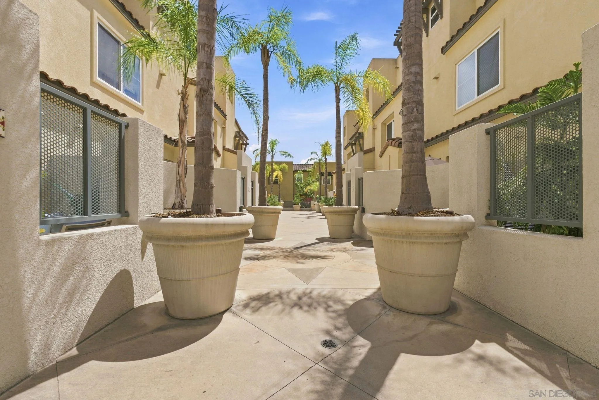 https://cdn.realtyfeed.com/cdn/127/260021671/20918285200d9e7de224270e6f4ffb83.webp
