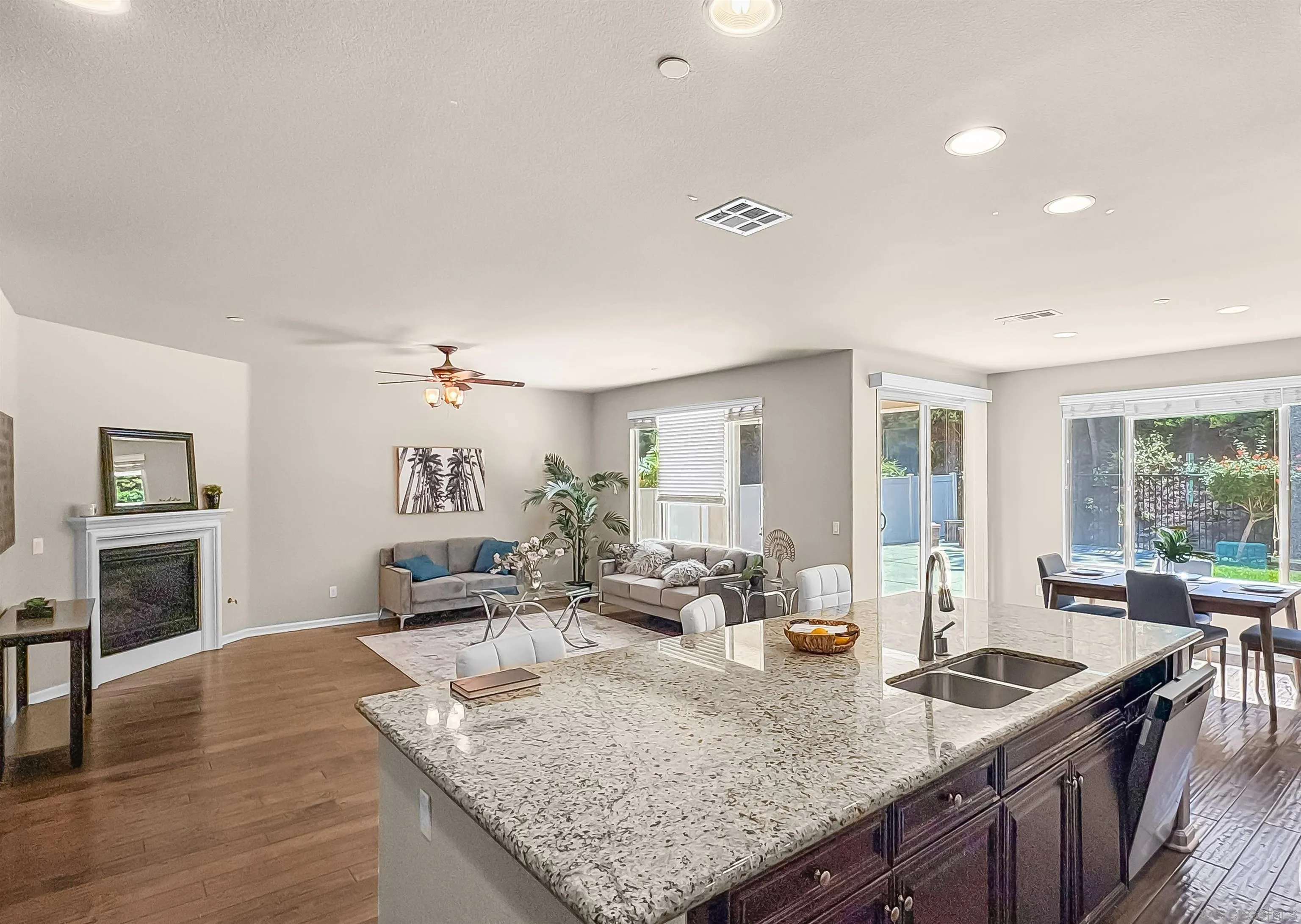 https://cdn.realtyfeed.com/cdn/127/260021672/1c2f1e2f648e871b9ba5d7949b12e2ca.webp