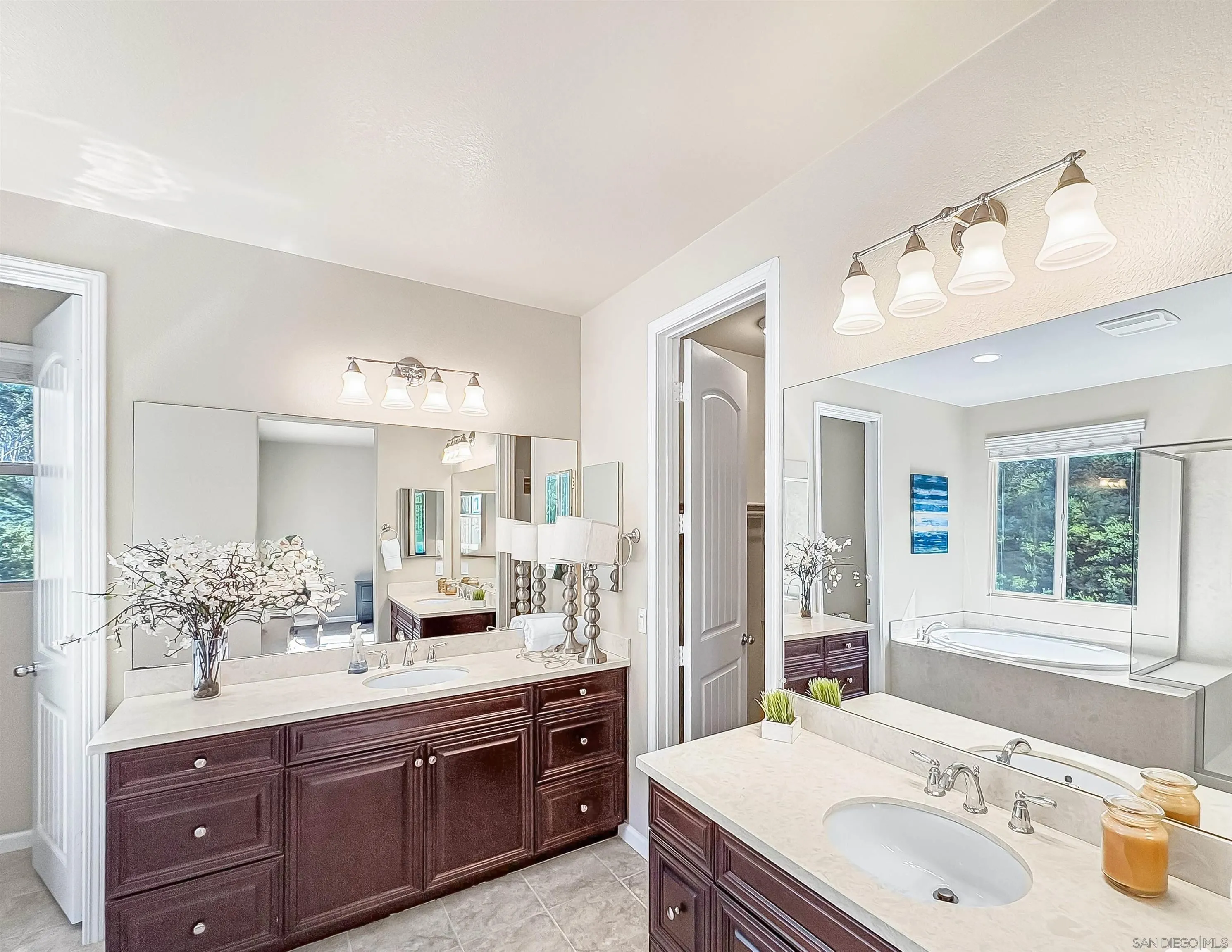 https://cdn.realtyfeed.com/cdn/127/260021672/d99ad2aee2a31d81eb0a7937c7604803.webp