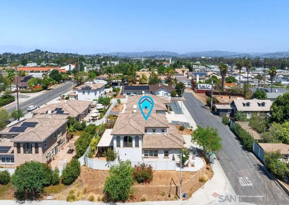 1675 Felicita, Escondido, CA 92025 - Photo 4 of 32, Escondido, CA