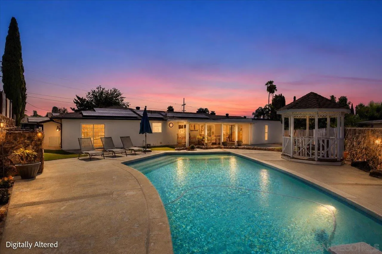https://cdn.realtyfeed.com/cdn/127/260021678/a9d99aeb63301261084175df6f94b690.webp