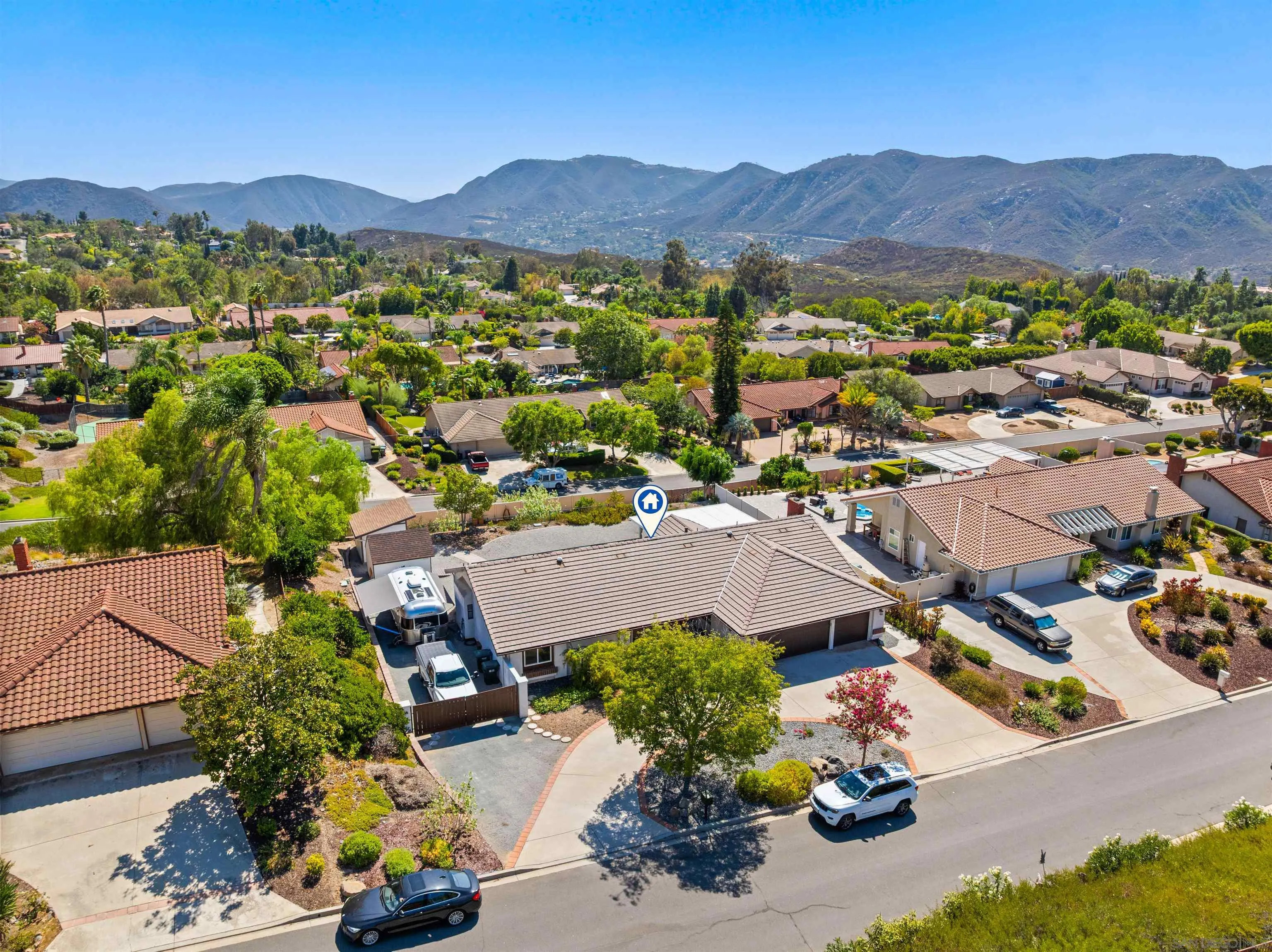 https://cdn.realtyfeed.com/cdn/127/260021682/761496c693068824441acc5a3d0f484d.webp