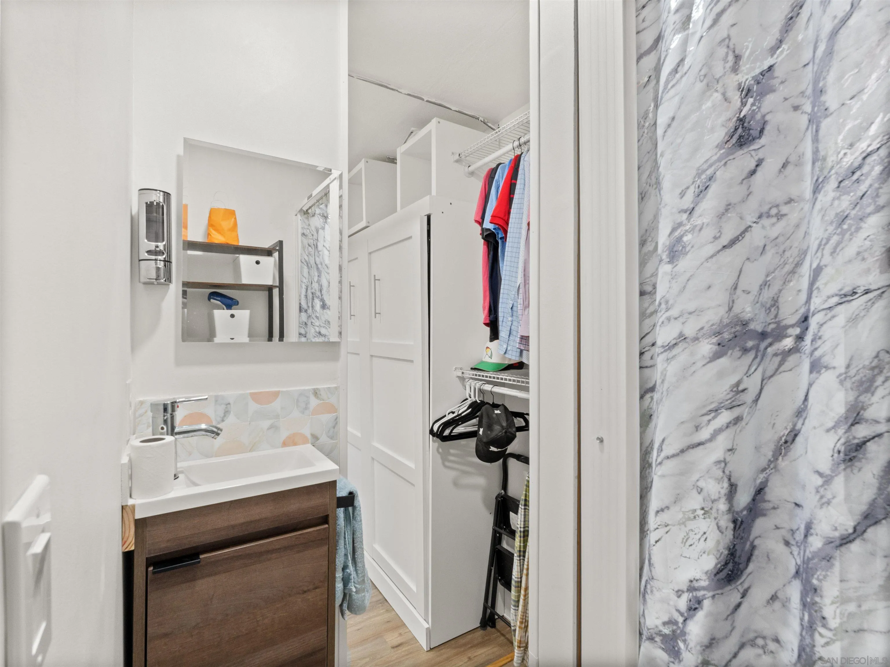 https://cdn.realtyfeed.com/cdn/127/260021682/a8e7b5e1b843acd12b764c241c0c1714.webp