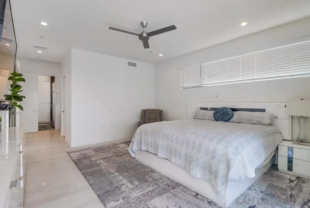 https://cdn.realtyfeed.com/cdn/127/260021683/48c2117836b805b1c5955cc860861829.webp