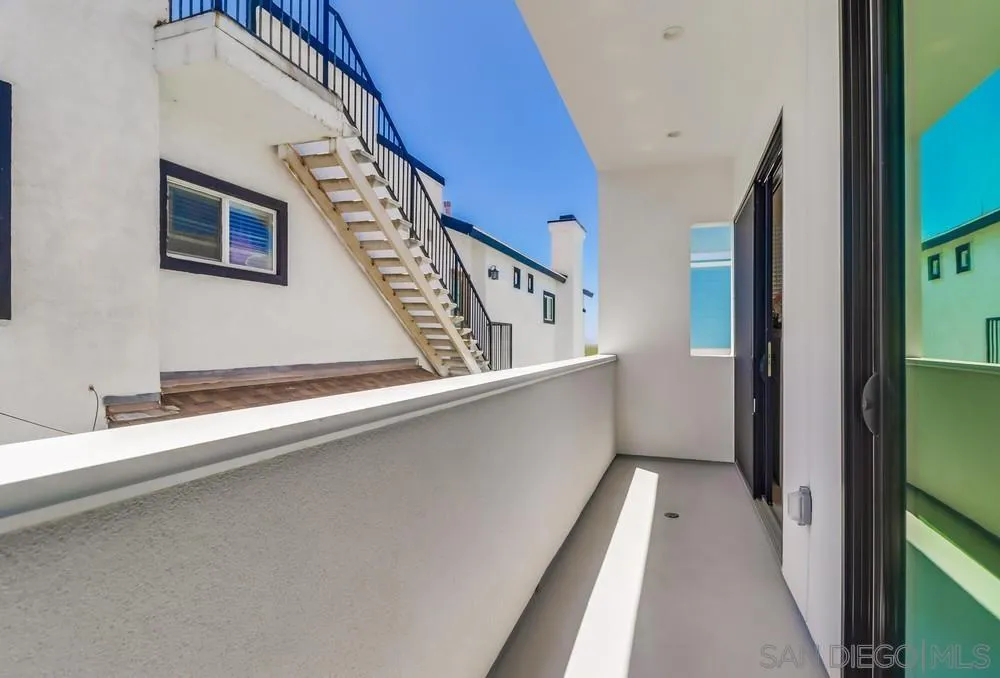 https://cdn.realtyfeed.com/cdn/127/260021683/5cf2e4ac8e62c6a90e838733442388bc.webp