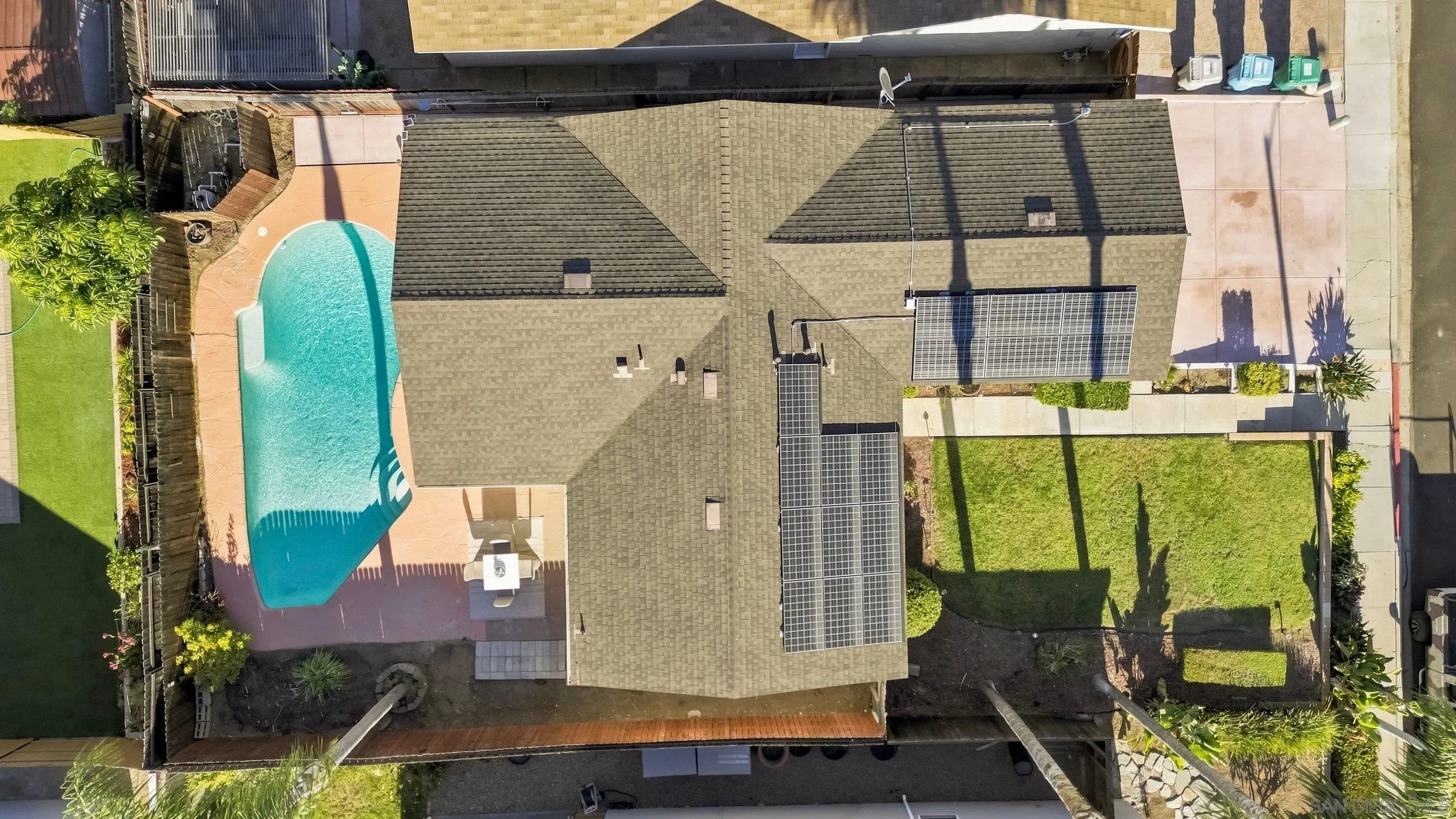 https://cdn.realtyfeed.com/cdn/127/260021686/1059461eea4595a4aa236de95661ed29.webp