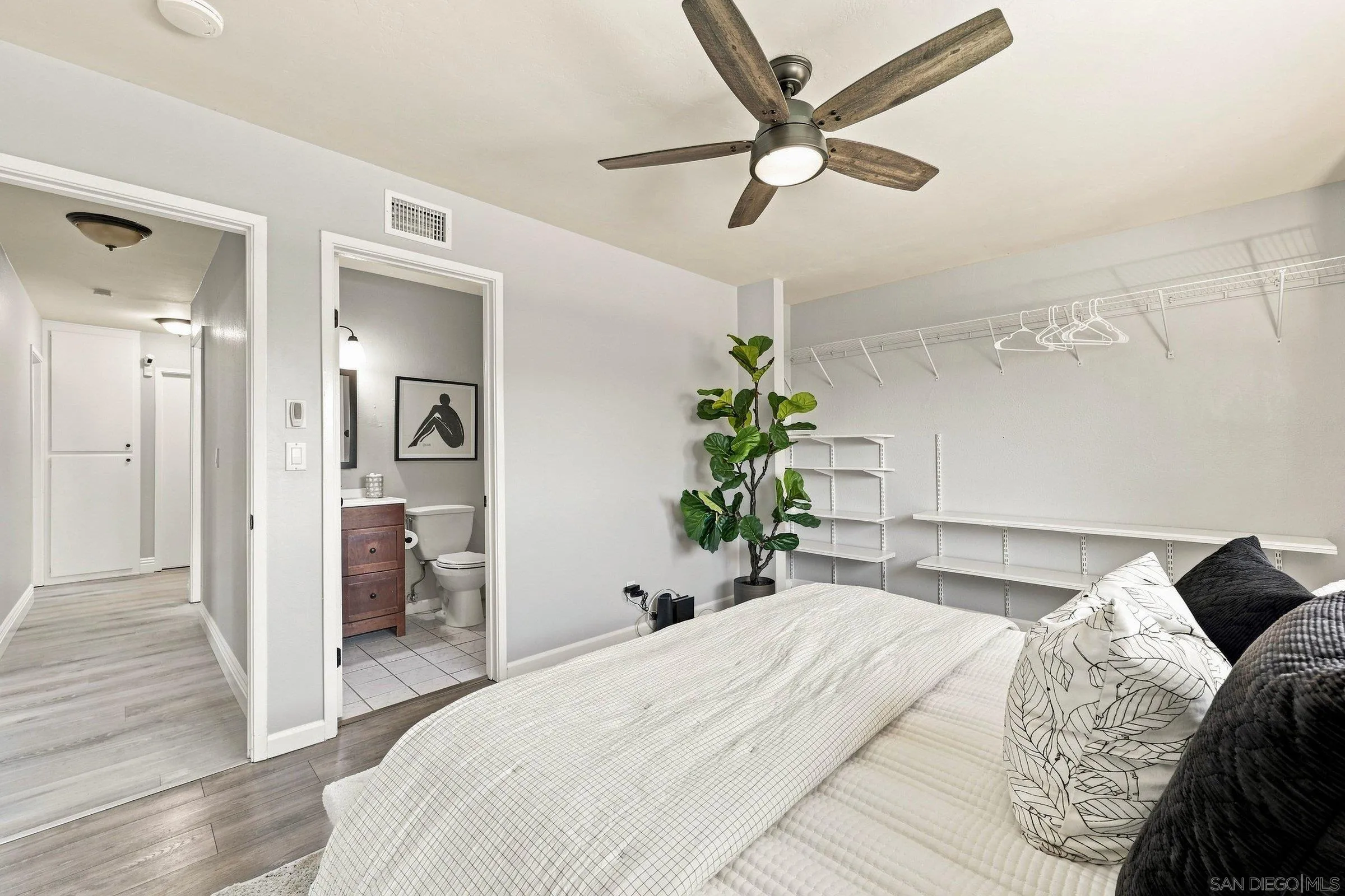 https://cdn.realtyfeed.com/cdn/127/260021686/46f27f52d3a65034b9d975201436b10f.webp