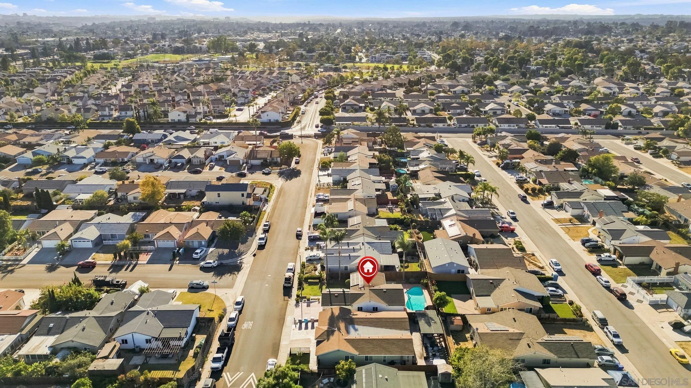 https://cdn.realtyfeed.com/cdn/127/260021686/9351fd305804e667b1cb331347a213a4.webp
