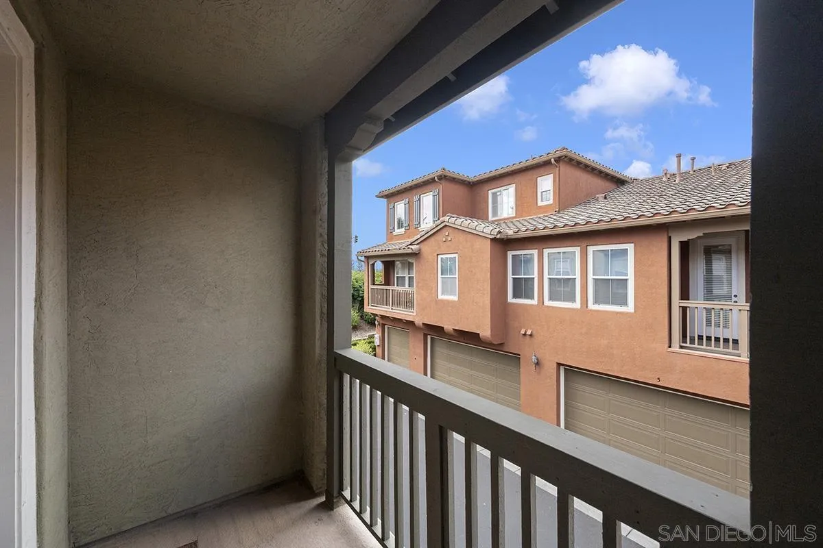 https://cdn.realtyfeed.com/cdn/127/260021689/0cf775652accca7e53ed4a8c0f228508.webp