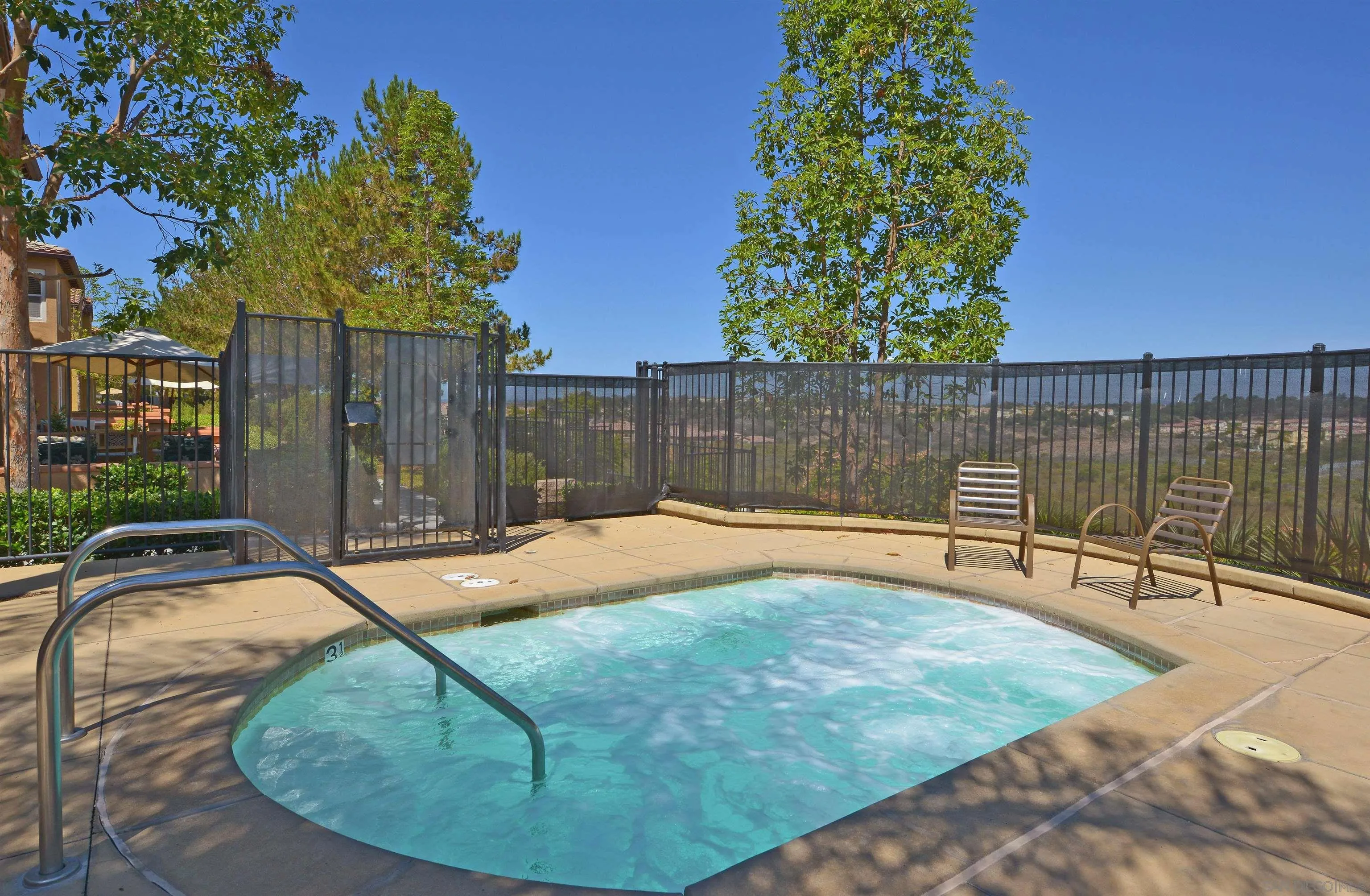 https://cdn.realtyfeed.com/cdn/127/260021689/5199ee0eb16d9699b65a1fa4ab2e43ea.webp