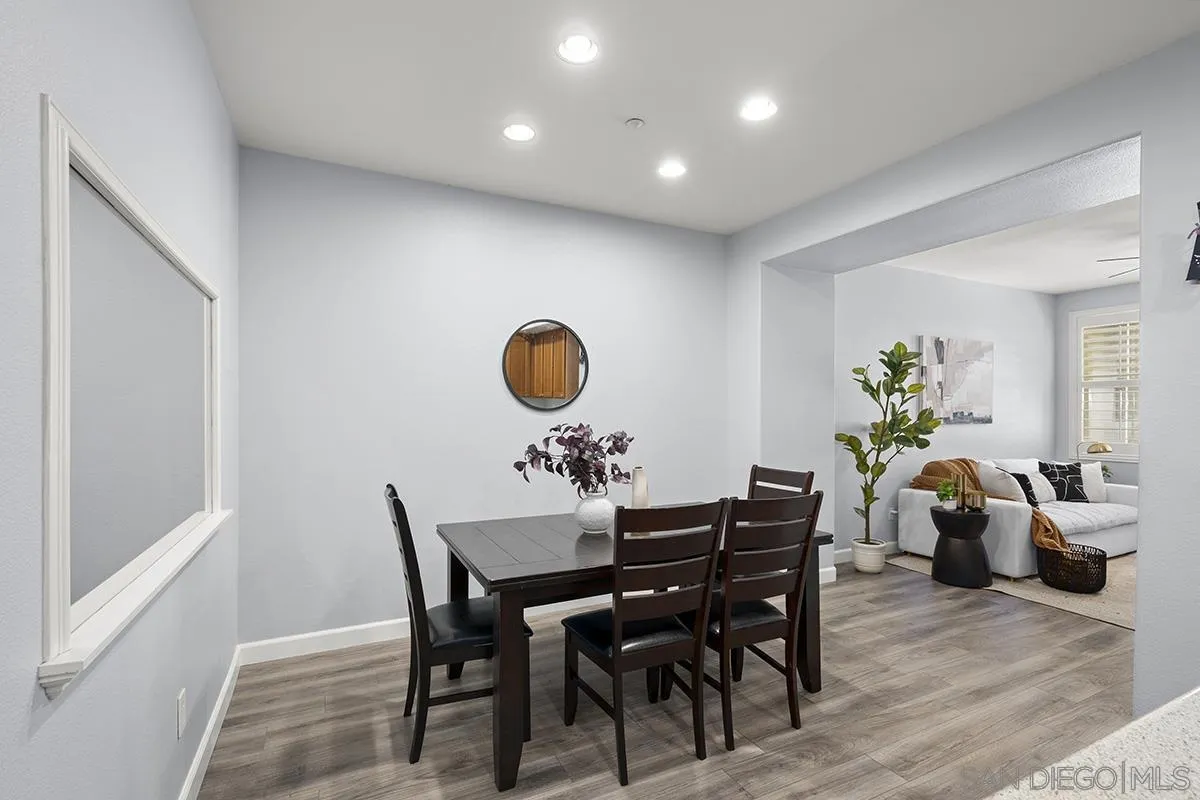 https://cdn.realtyfeed.com/cdn/127/260021689/6e8487332e1c511097b399eb7db73709.webp