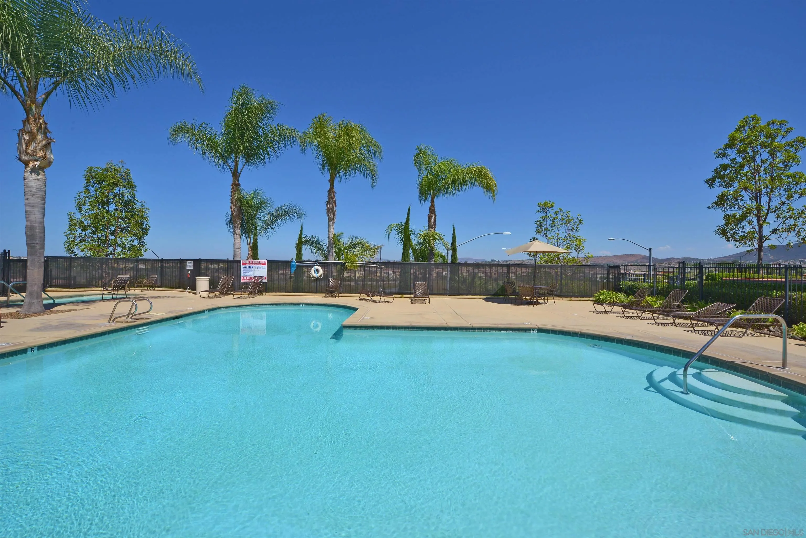 https://cdn.realtyfeed.com/cdn/127/260021689/ac30ea387b46c91a7cf2f5b50651fd31.webp
