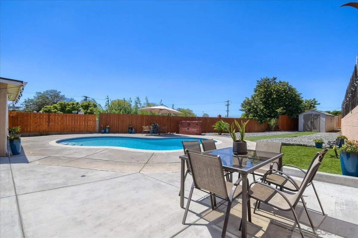 https://cdn.realtyfeed.com/cdn/127/260021693/1464c8ea05780d46055dc5aa4e032211.webp