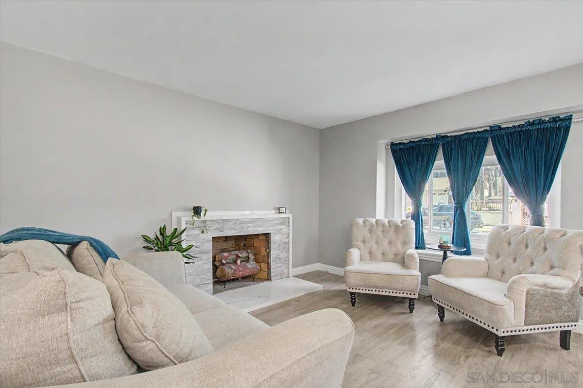 https://cdn.realtyfeed.com/cdn/127/260021693/24f9488eceb316d6adf1eadb1f119ceb.webp