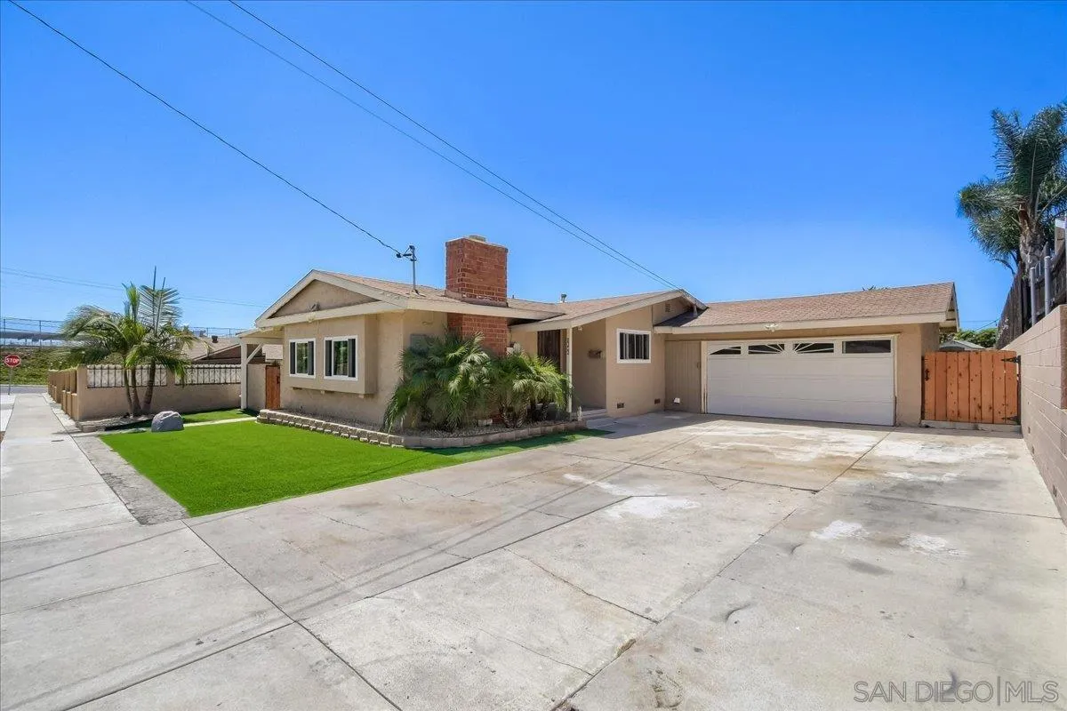 https://cdn.realtyfeed.com/cdn/127/260021693/33d954b82de144748f166d4e58ac90e8.webp