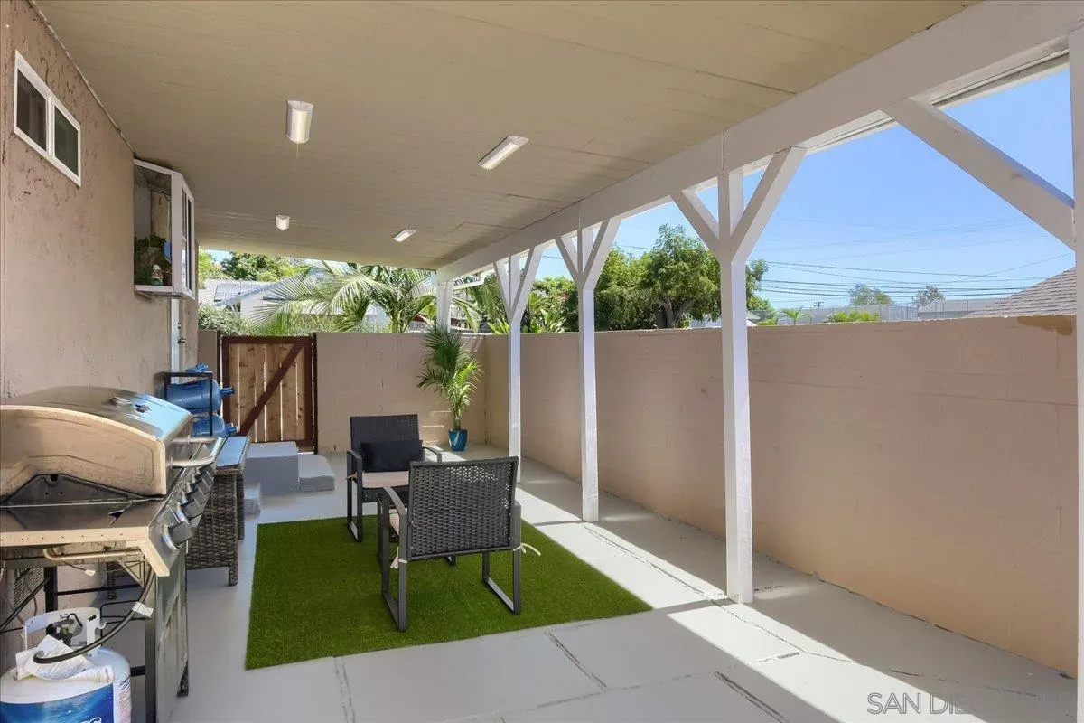 https://cdn.realtyfeed.com/cdn/127/260021693/85a3cb5a215aede81d46fa931b0afba0.webp