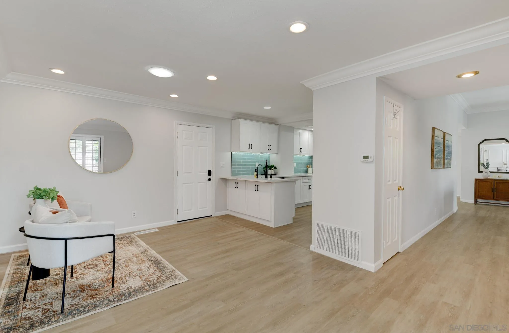 https://cdn.realtyfeed.com/cdn/127/260021696/168703538c3d80c3ef4e86665ce214c2.webp
