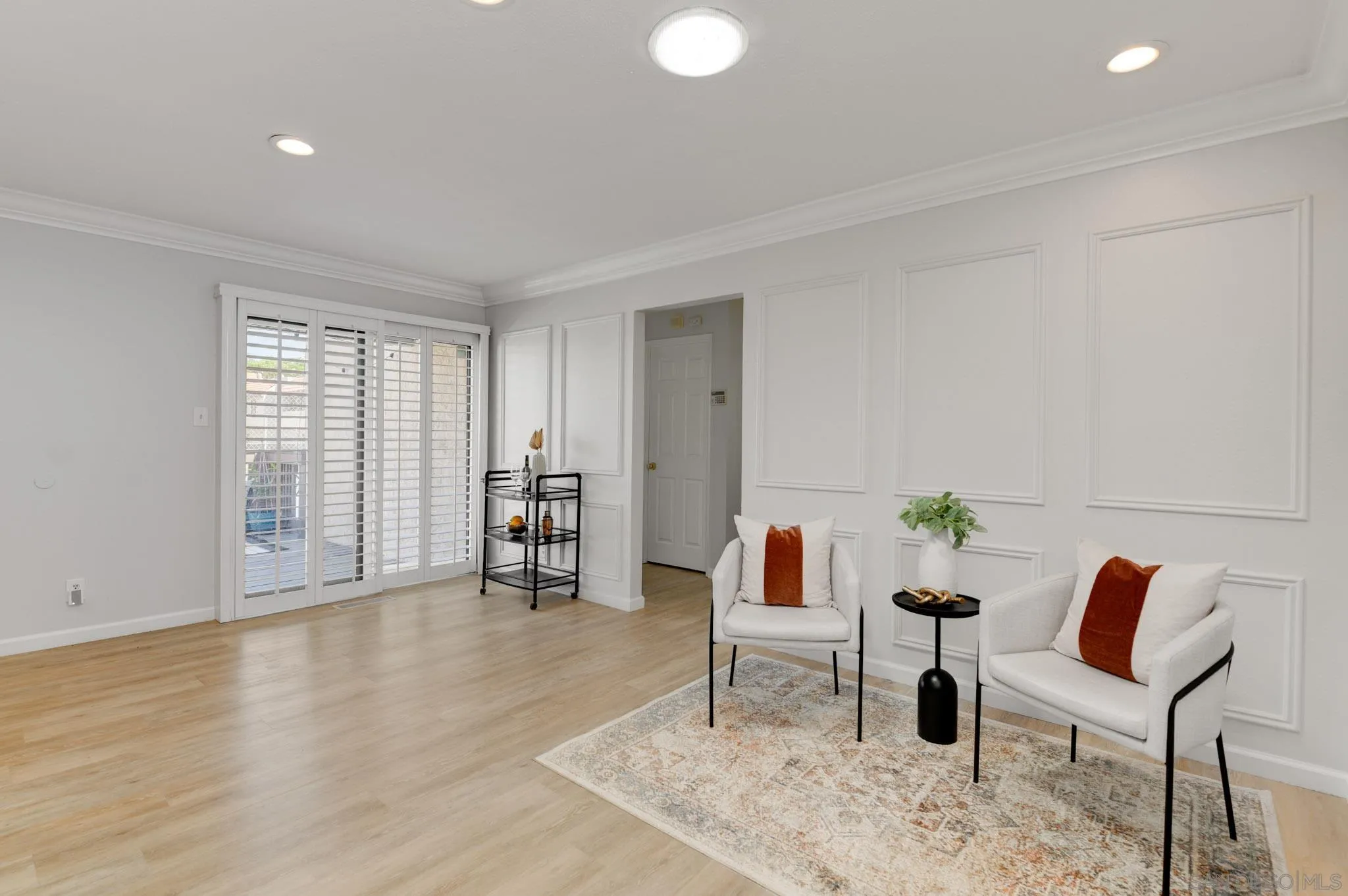 https://cdn.realtyfeed.com/cdn/127/260021696/91d324ee9691443ae3cff03878680b98.webp