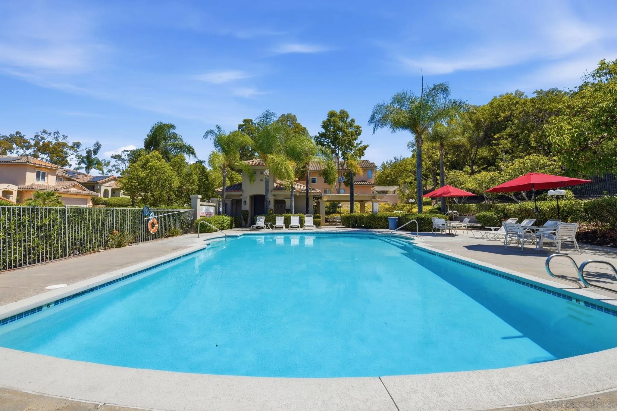 https://cdn.realtyfeed.com/cdn/127/260021698/a05b5244aff6aeac9d000acb2789d099.webp